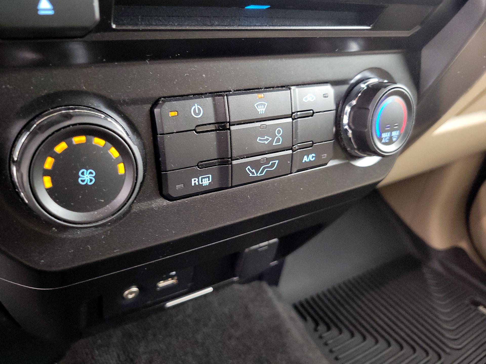 Thumbnail: 2015 Ford F-150 - 16