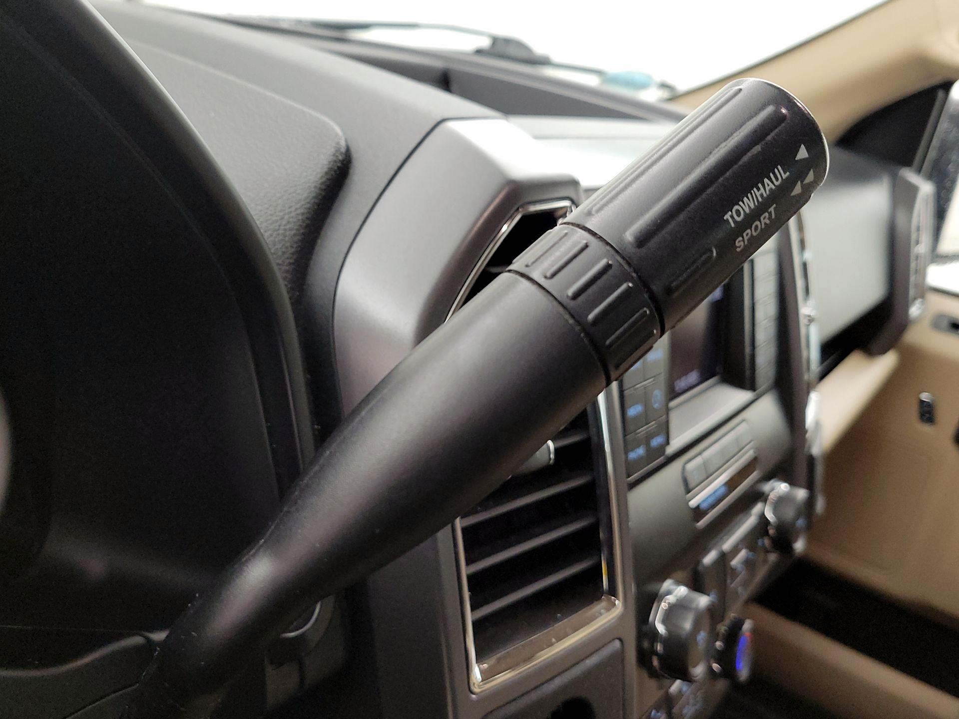 Thumbnail: 2015 Ford F-150 - 17