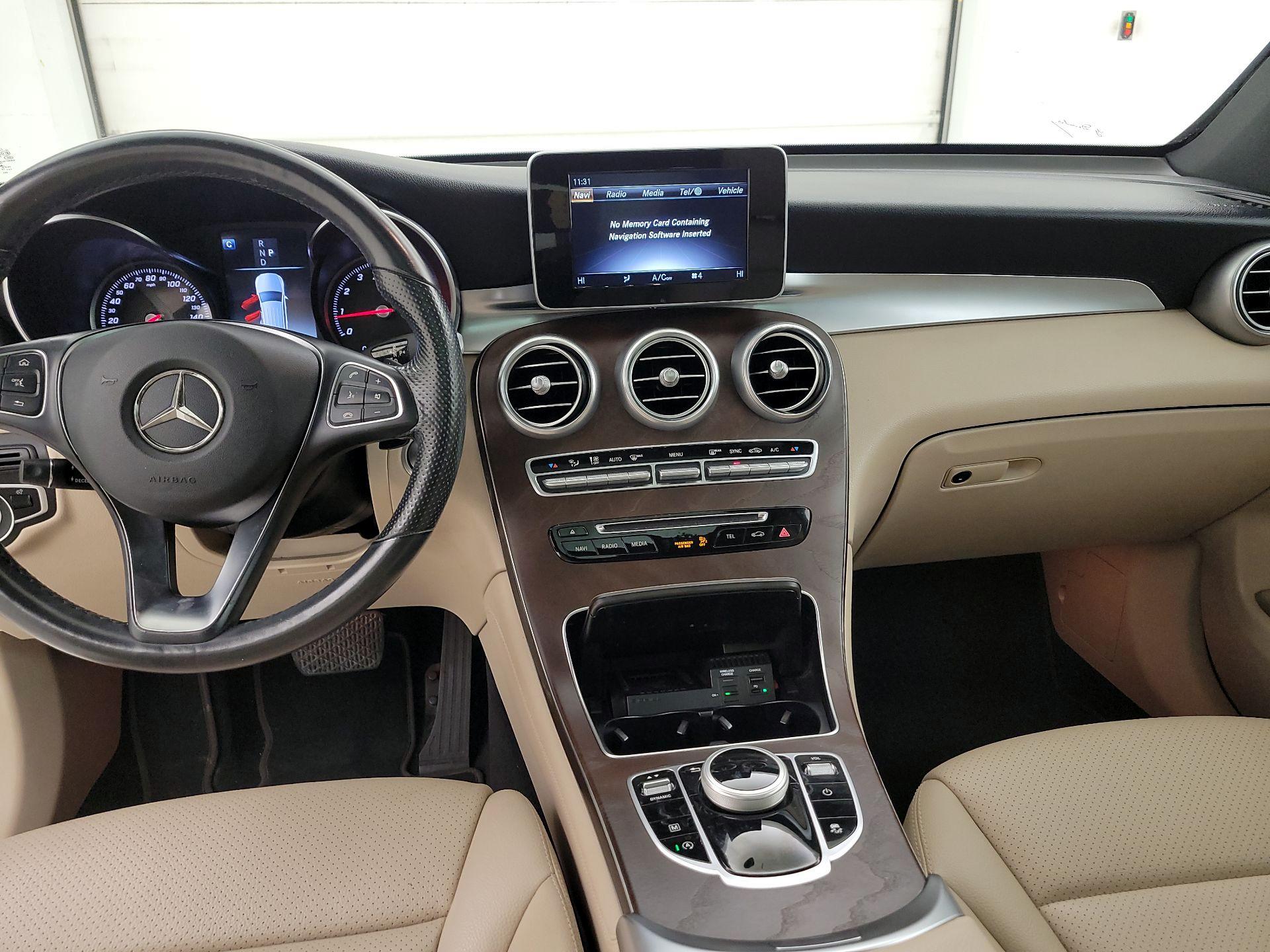 Thumbnail: 2018 Mercedes-Benz GLC - 9