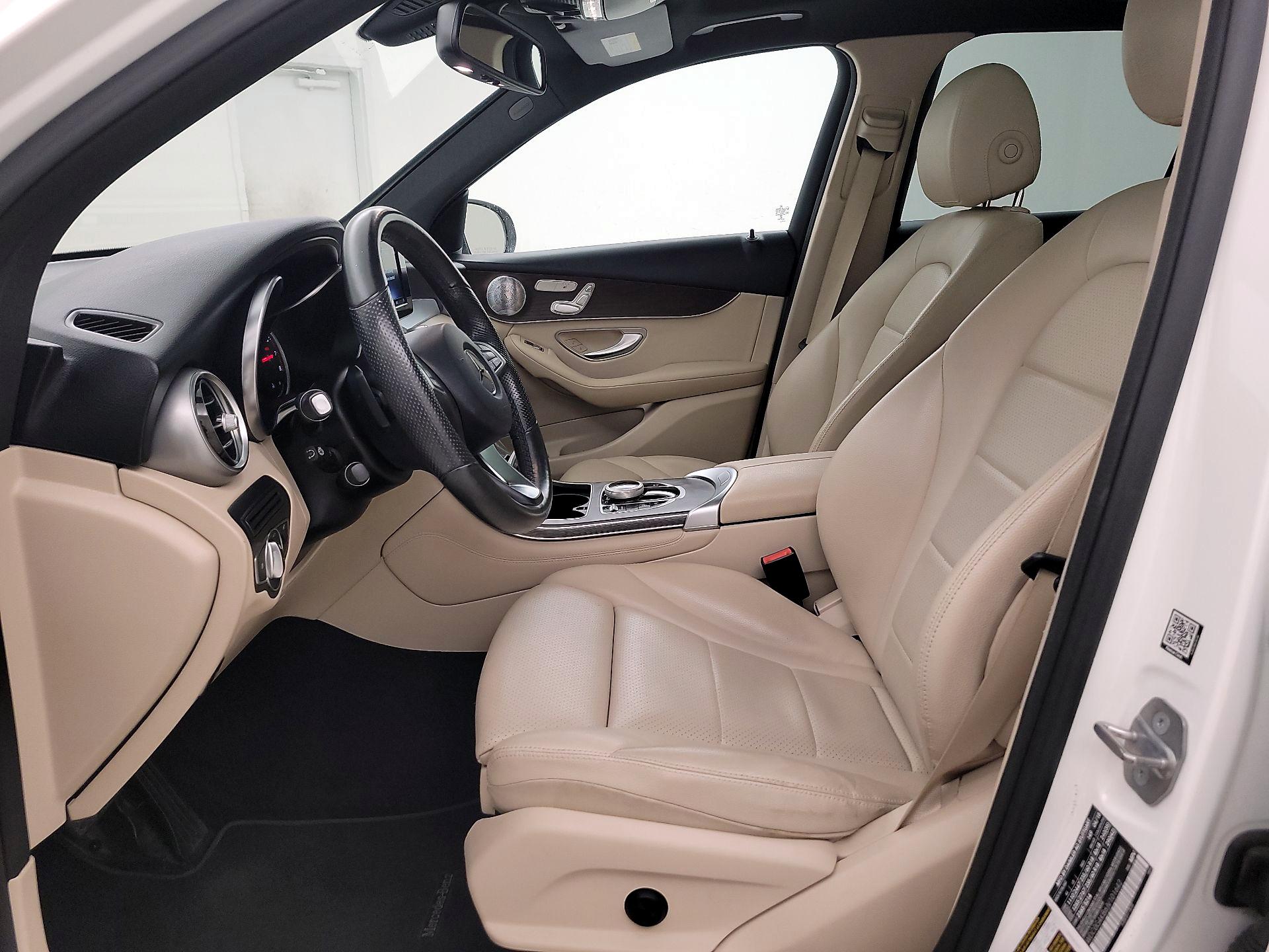 Thumbnail: 2018 Mercedes-Benz GLC - 11