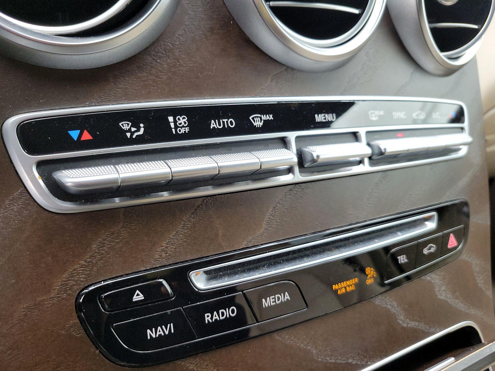 Thumbnail: 2018 Mercedes-Benz GLC - 17