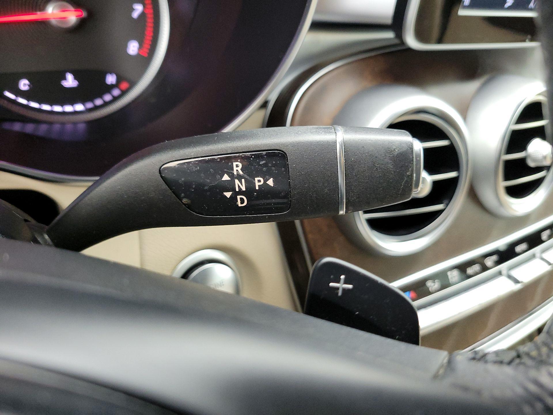 Thumbnail: 2018 Mercedes-Benz GLC - 18