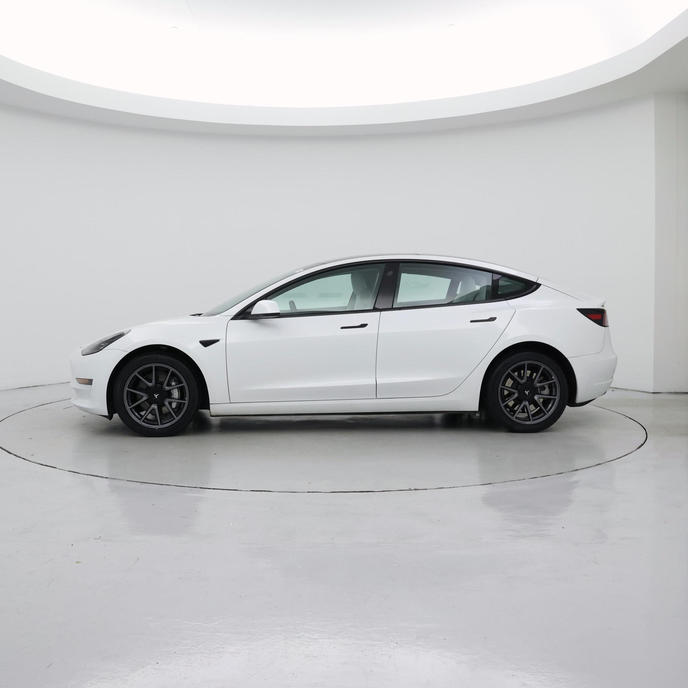 Thumbnail: 2023 Tesla Model 3 - 3