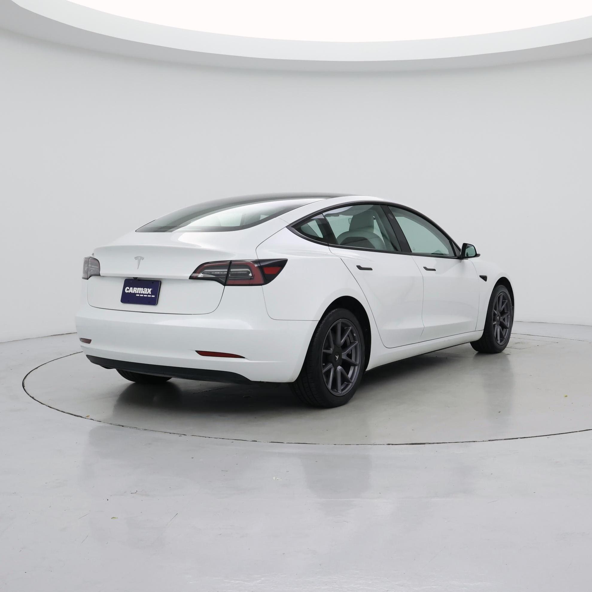 Thumbnail: 2023 Tesla Model 3 - 8