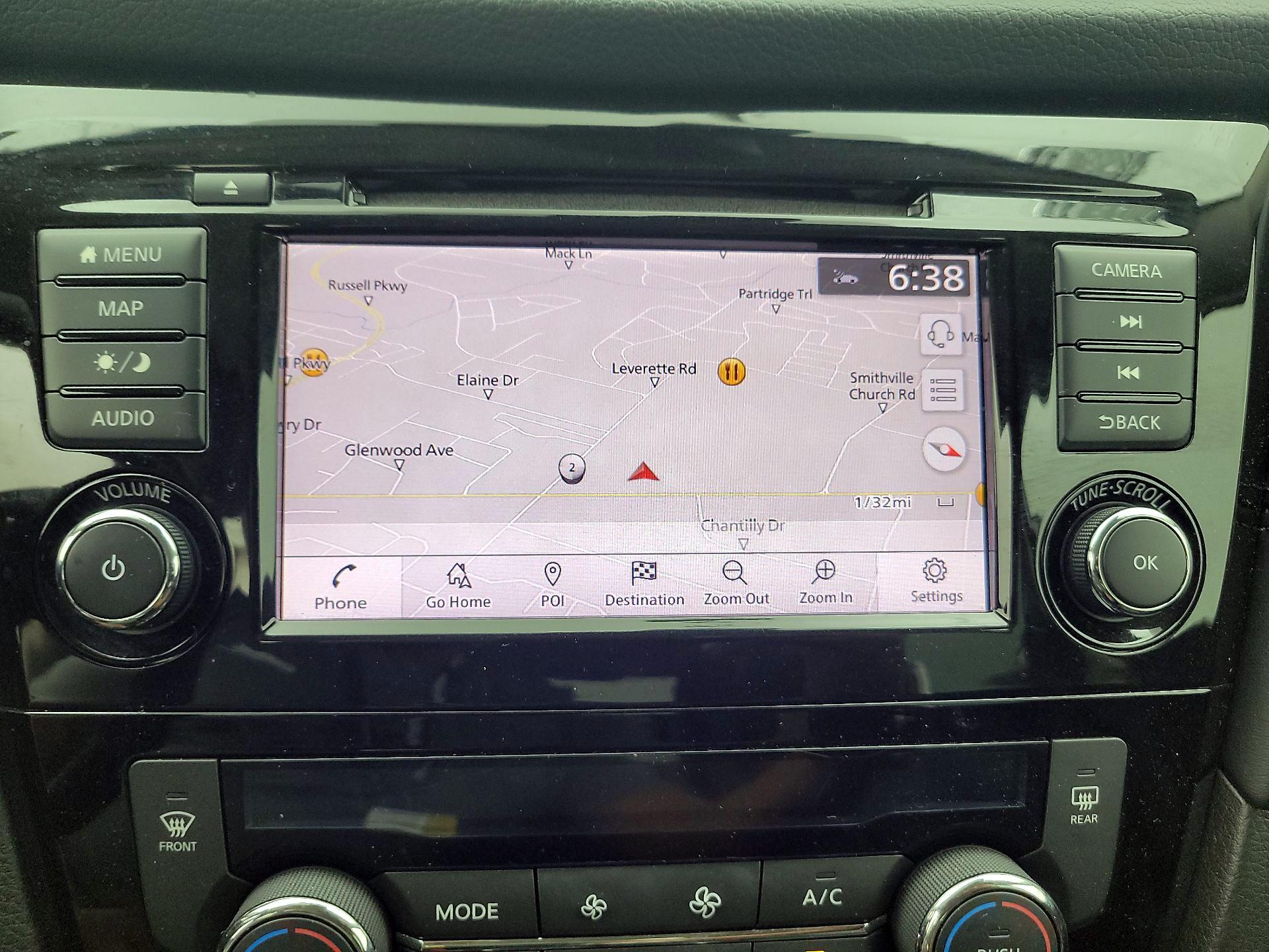 Thumbnail: 2018 Nissan Rogue - 14