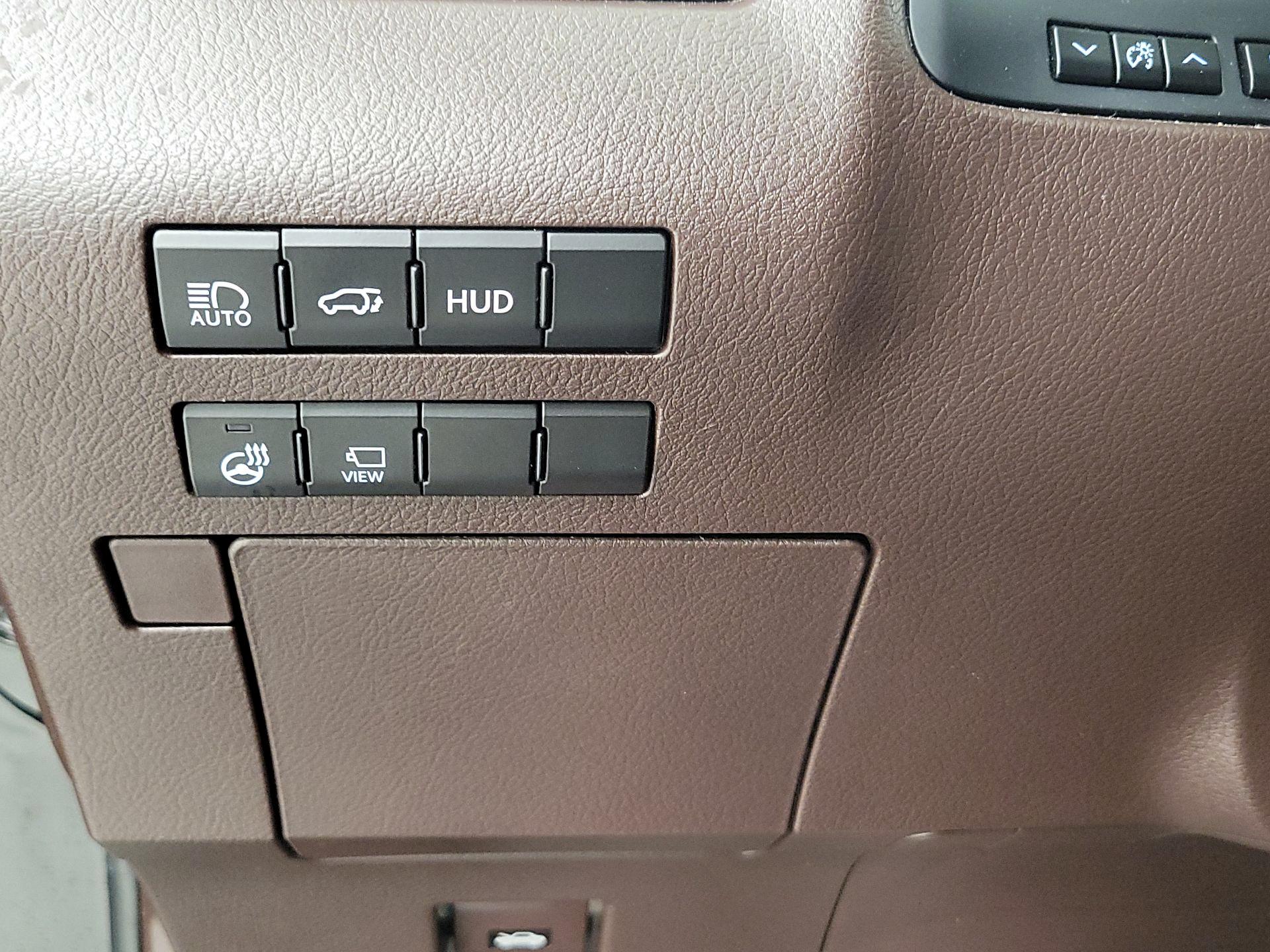 Thumbnail: 2019 Lexus RX - 13