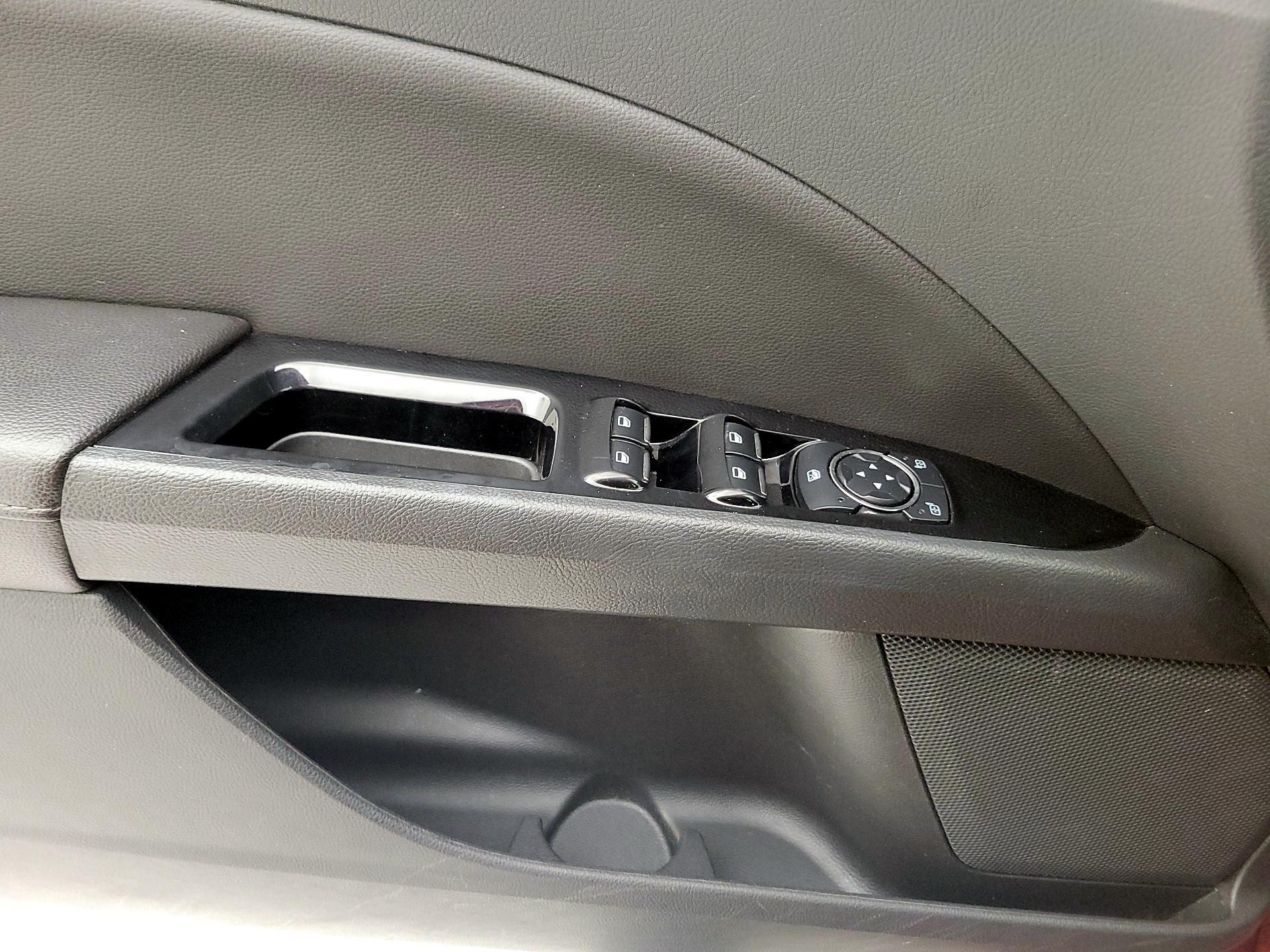 Thumbnail: 2014 Ford Fusion - 12