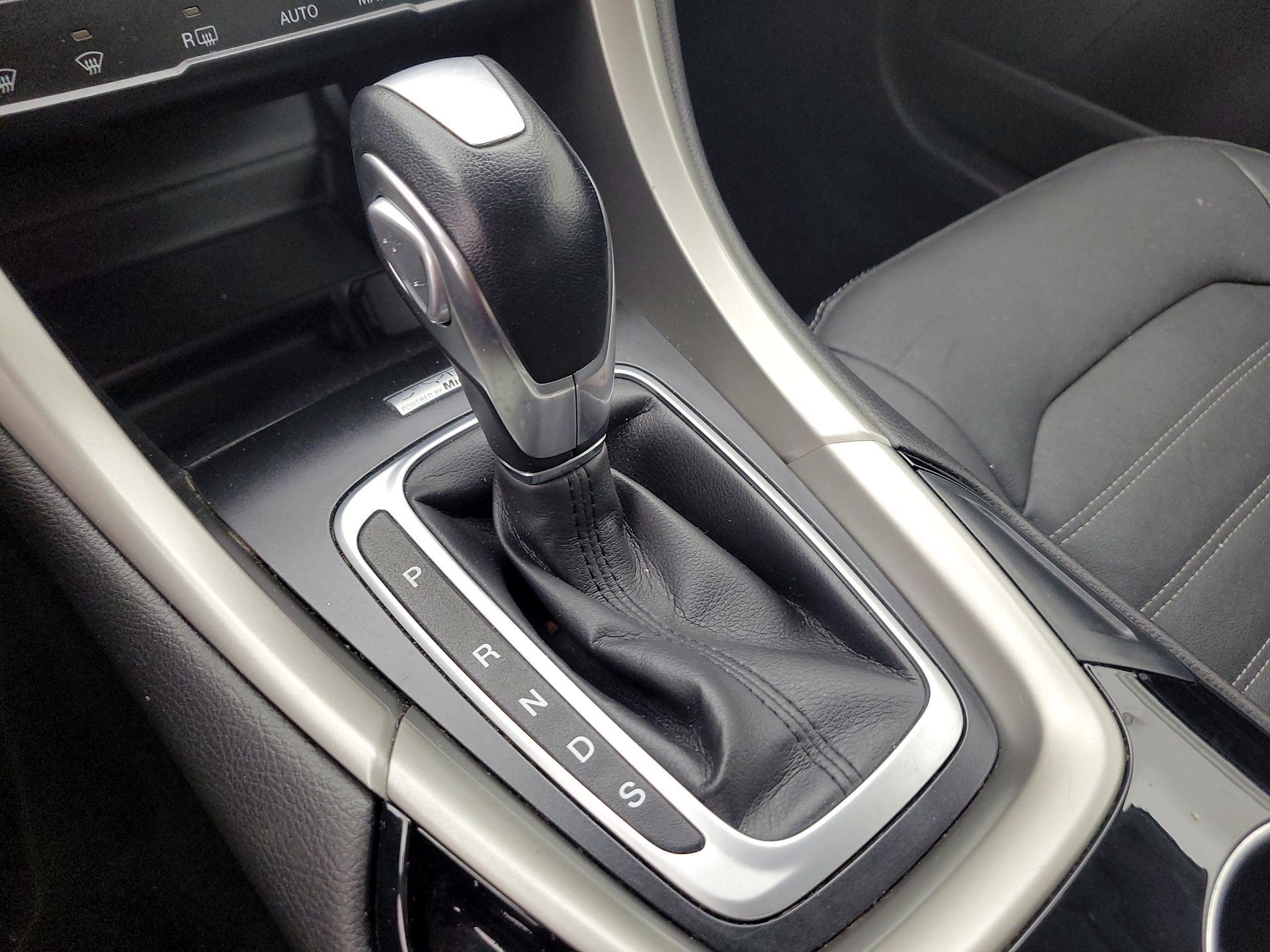 Thumbnail: 2014 Ford Fusion - 17