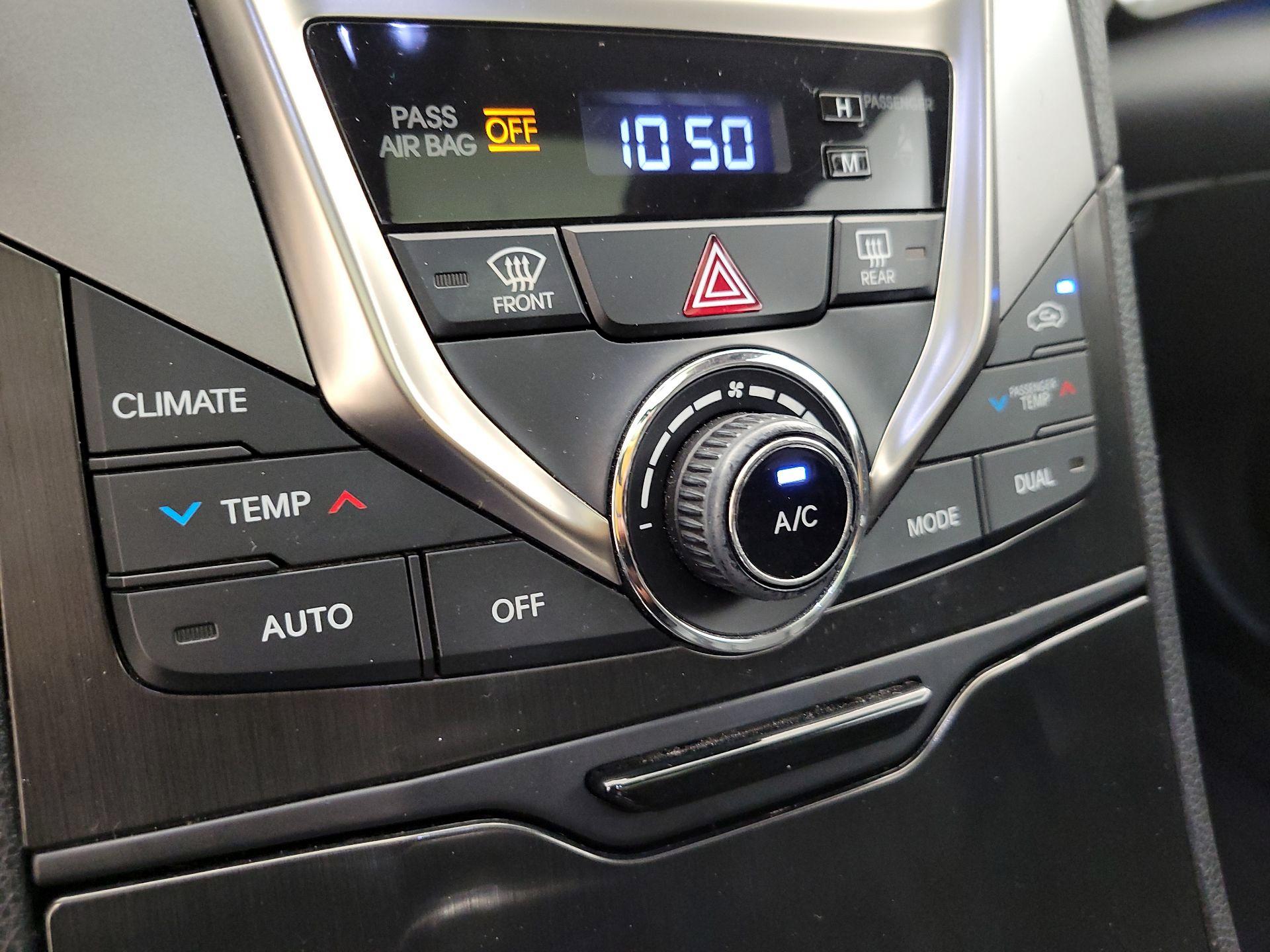 Thumbnail: 2014 Hyundai Azera - 17