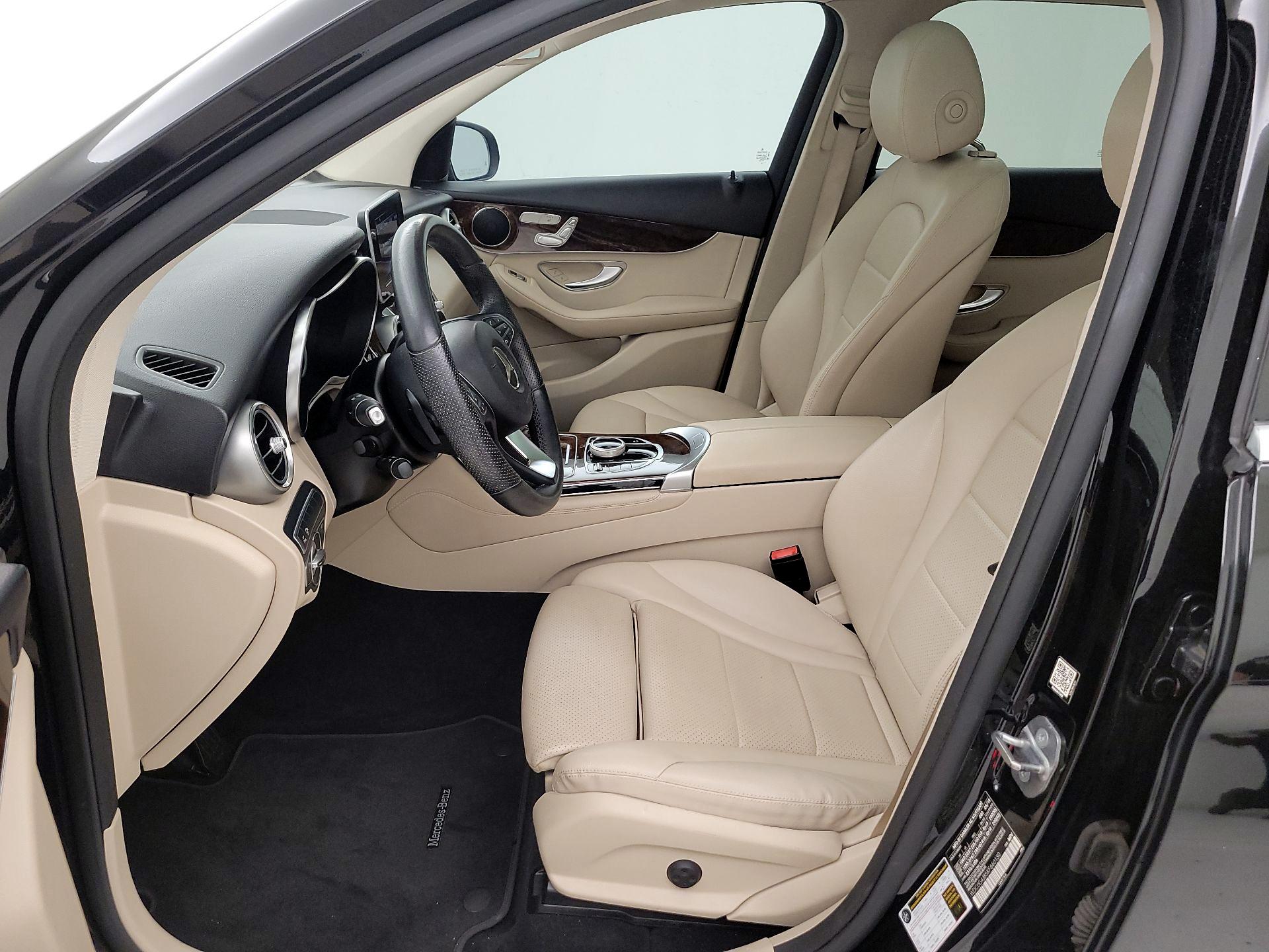 Thumbnail: 2019 Mercedes-Benz GLC - 11