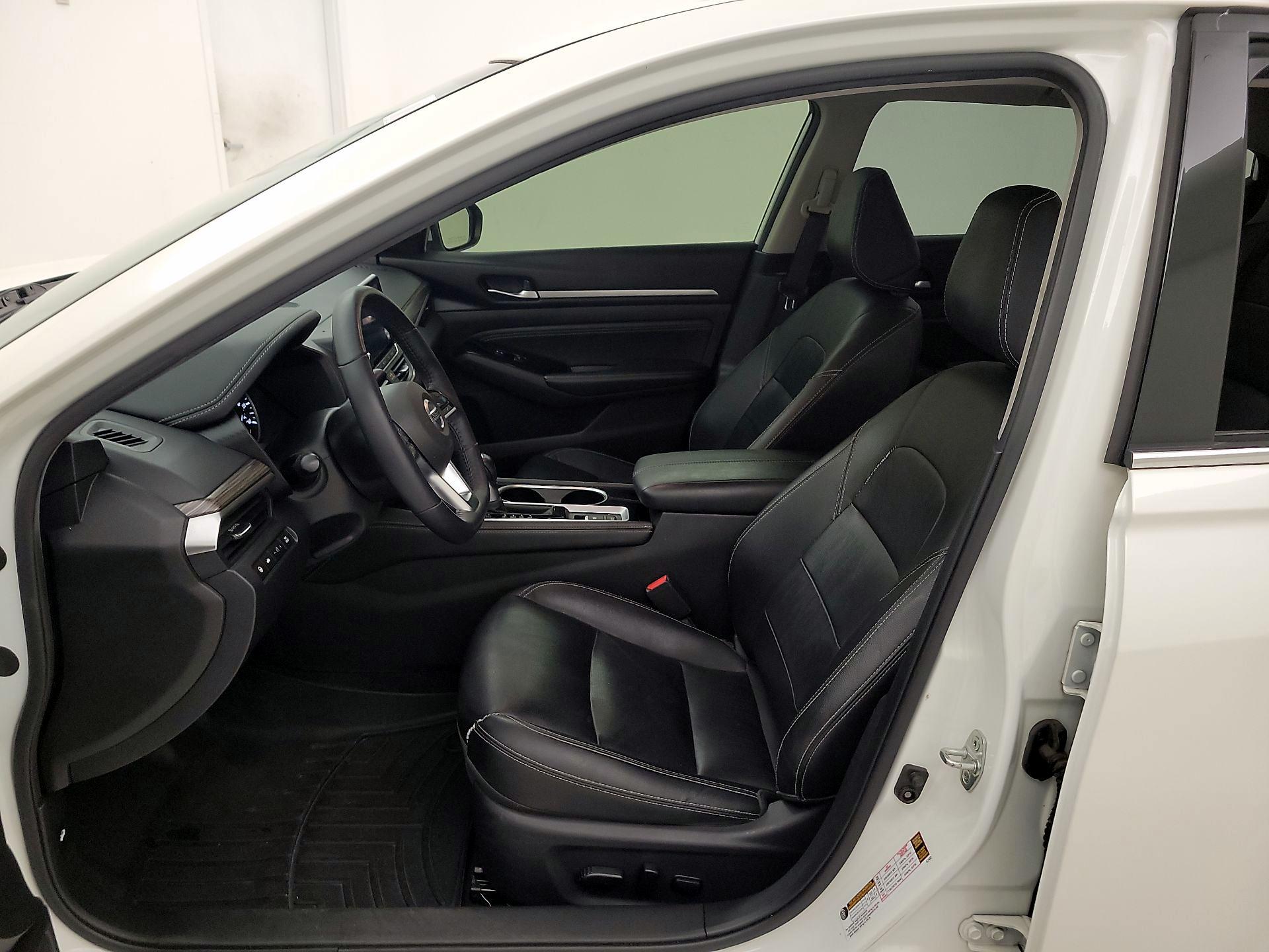 Thumbnail: 2020 Nissan Altima - 11