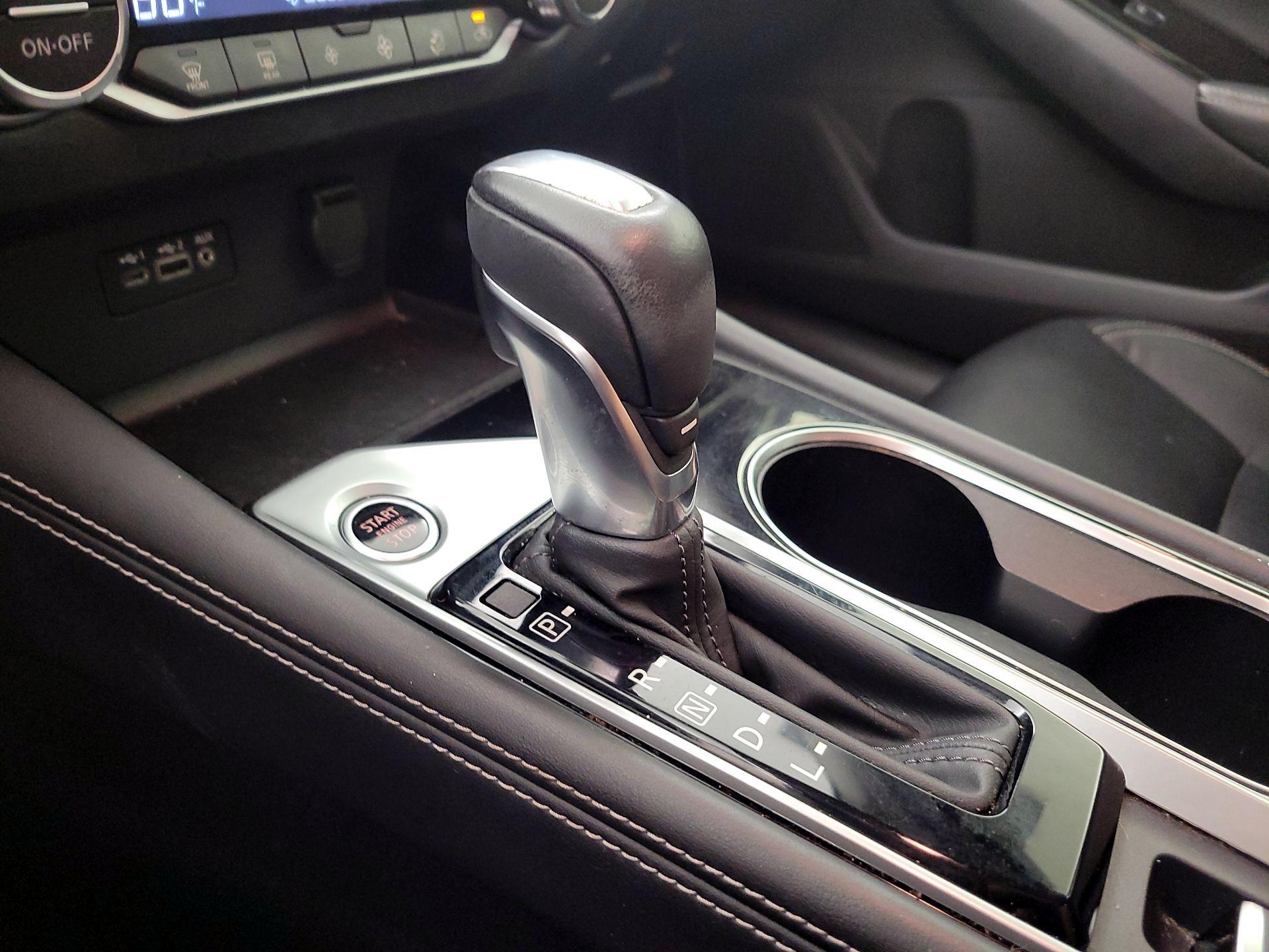 Thumbnail: 2020 Nissan Altima - 18