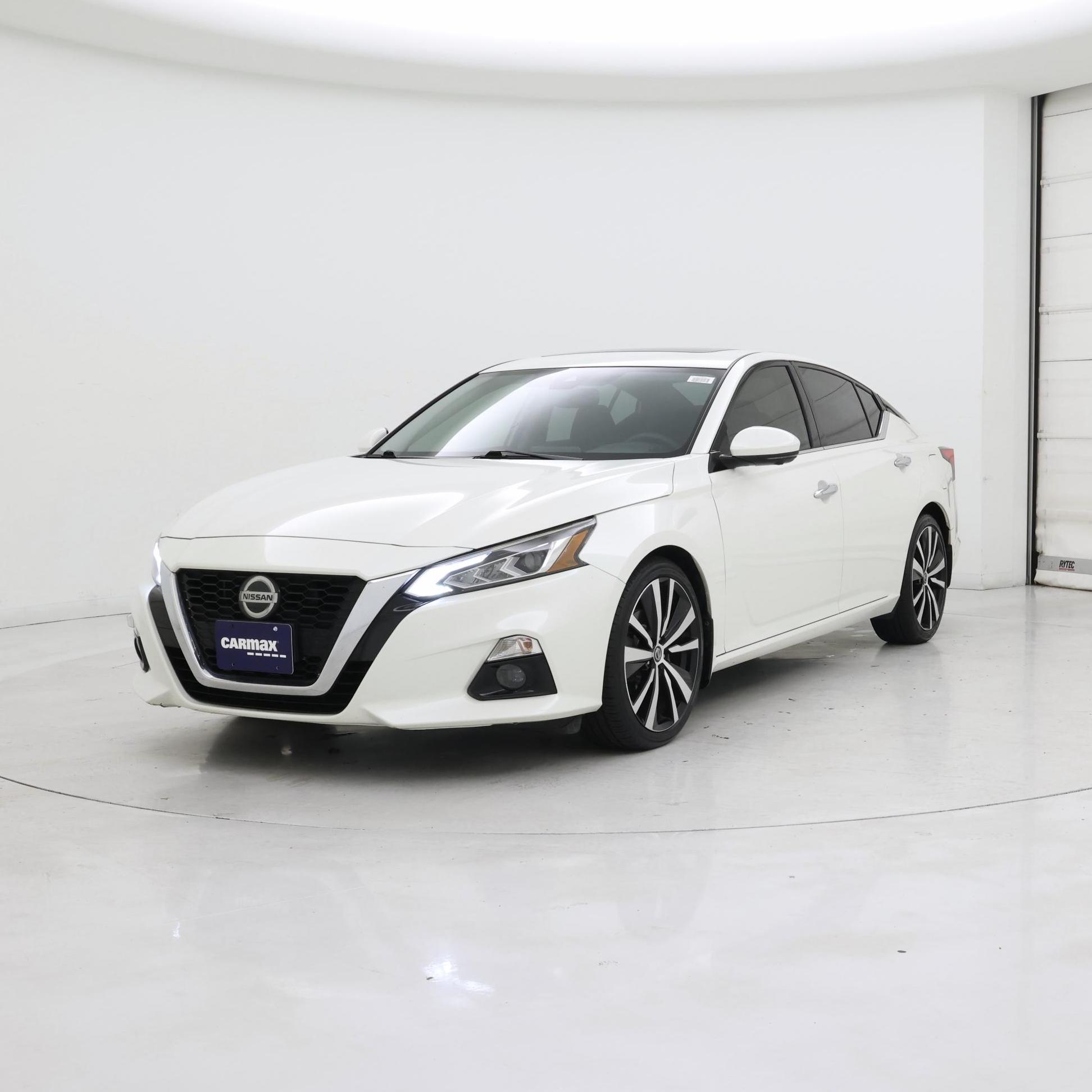 Thumbnail: 2020 Nissan Altima - 4