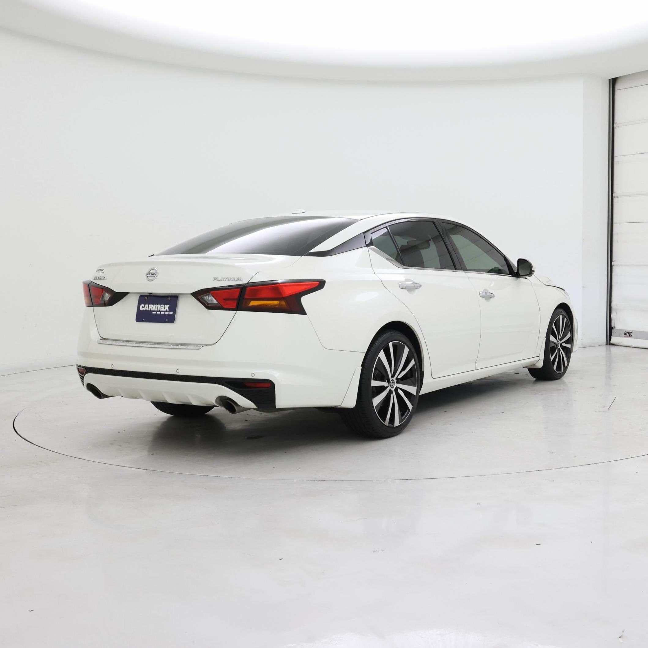 Thumbnail: 2020 Nissan Altima - 8