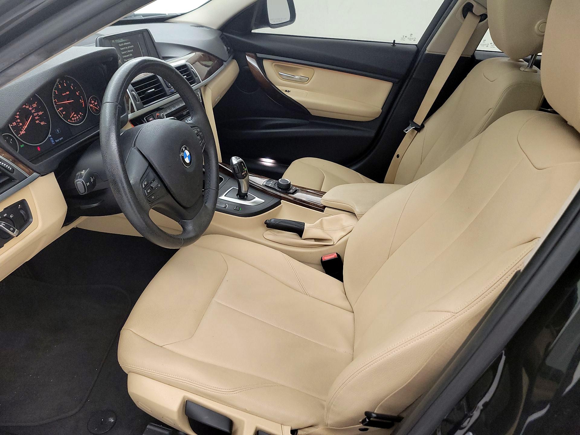 Thumbnail: 2017 BMW 3 Series - 11