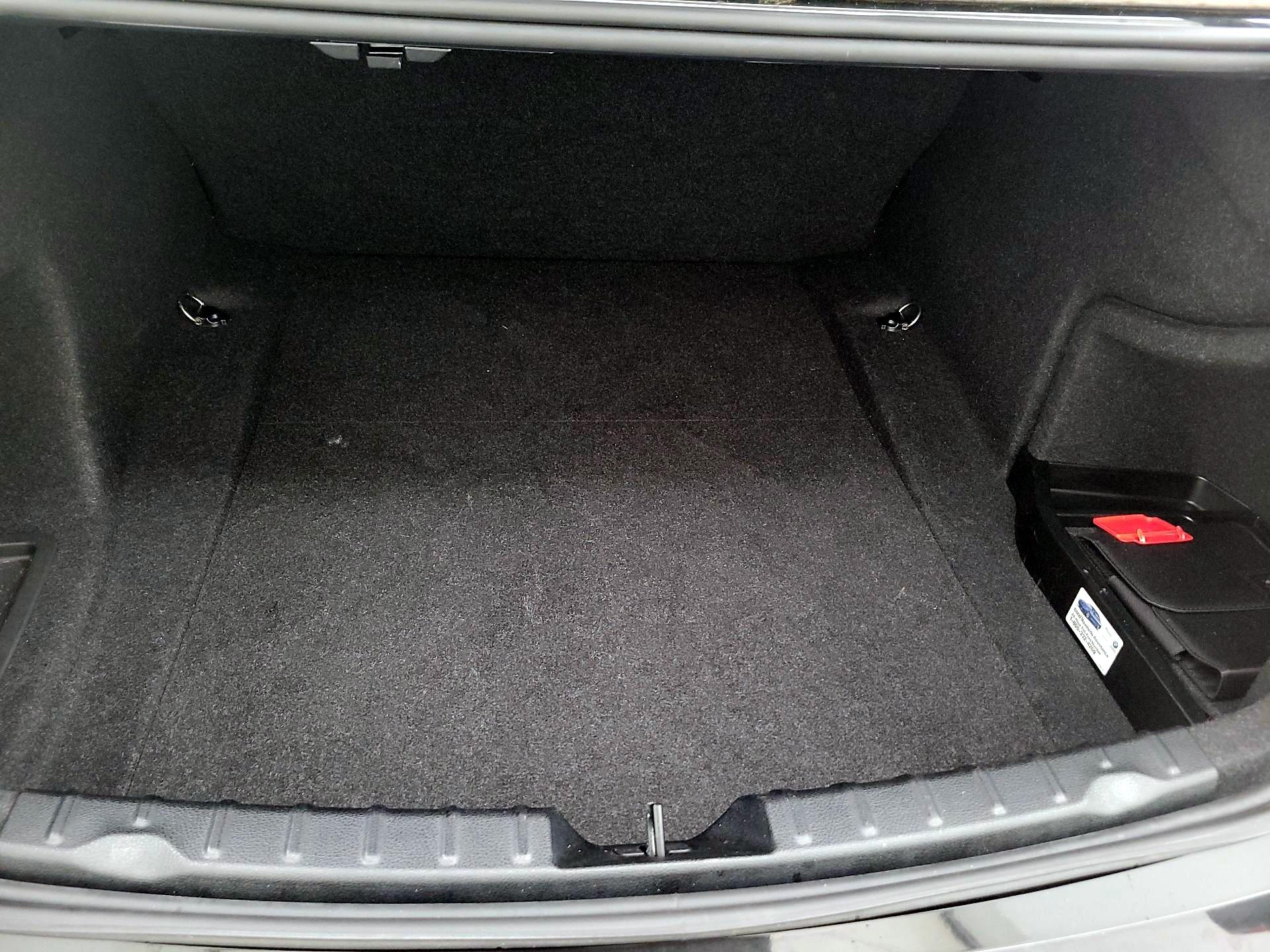 Thumbnail: 2017 BMW 3 Series - 20