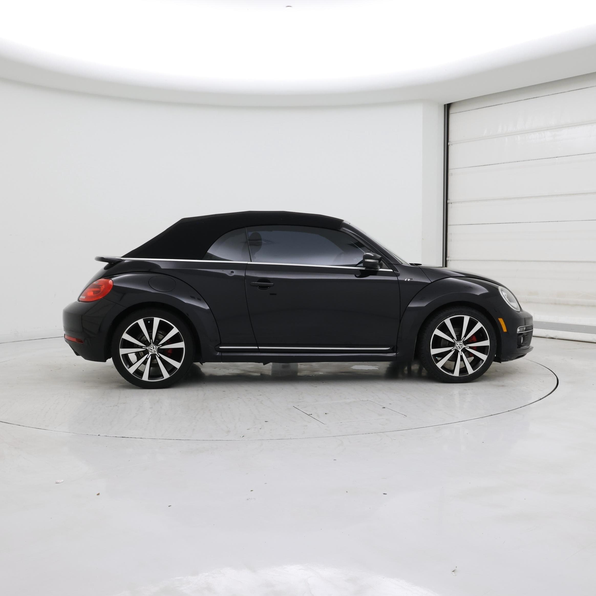 Thumbnail: 2014 Volkswagen Beetle - 7
