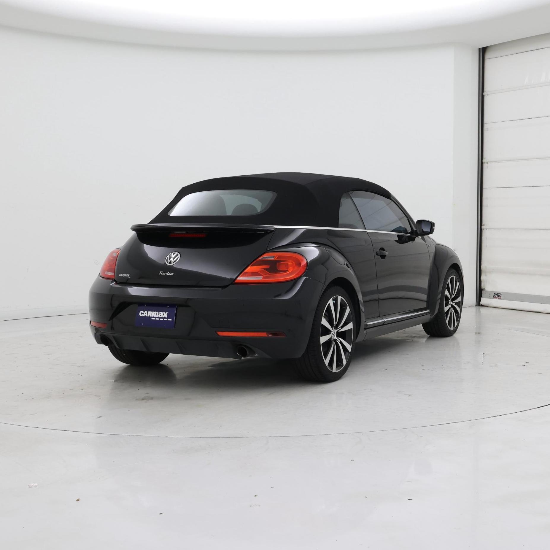 Thumbnail: 2014 Volkswagen Beetle - 8