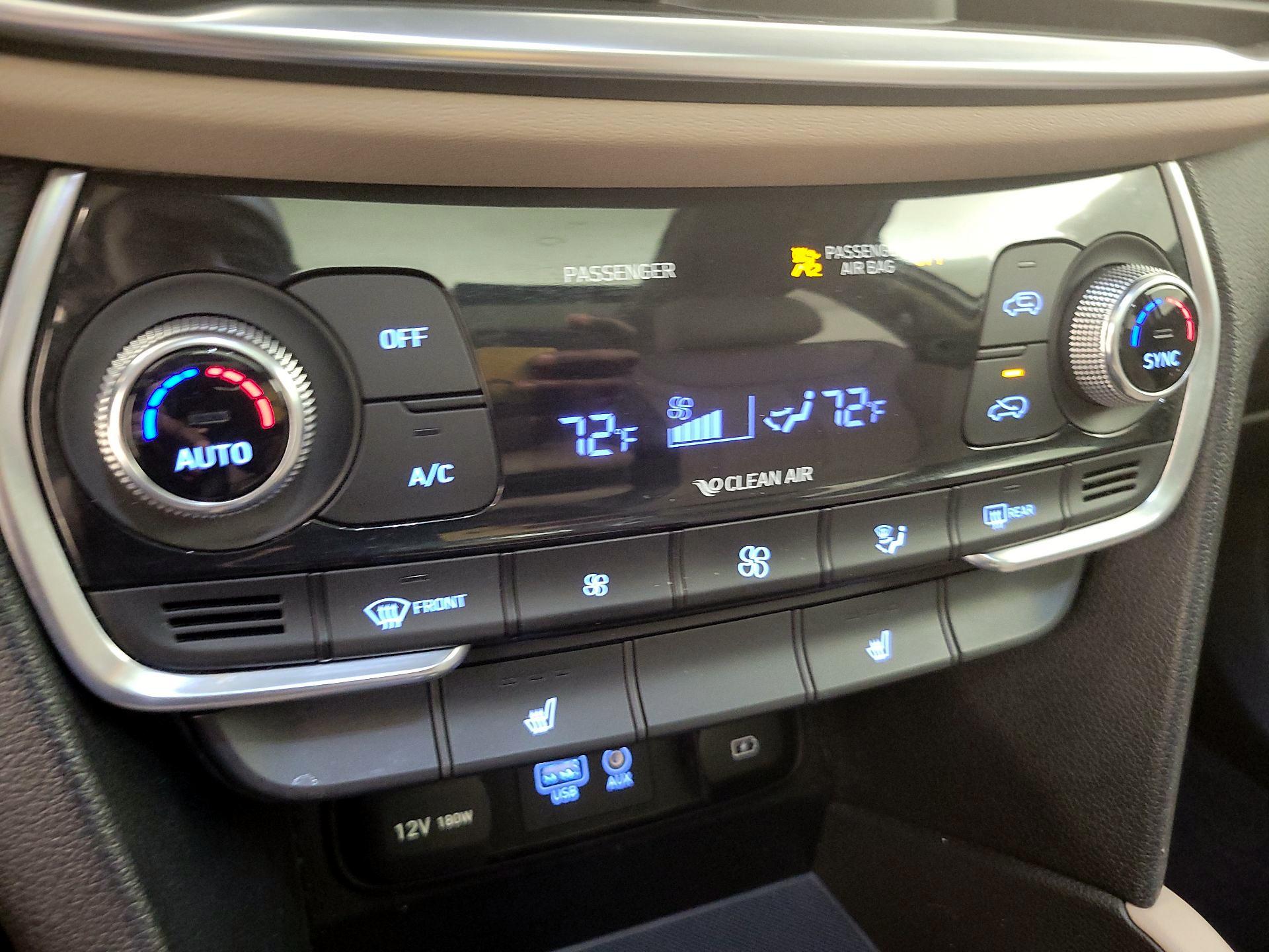 Thumbnail: 2019 Hyundai Santa Fe - 16