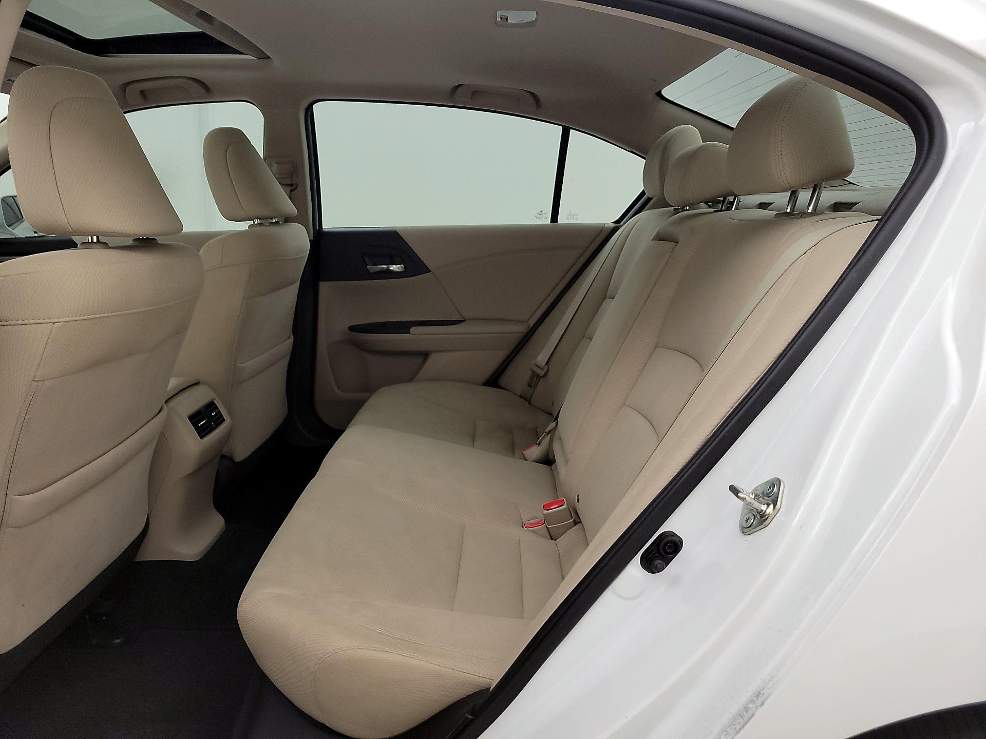 Thumbnail: 2016 Honda Accord - 20