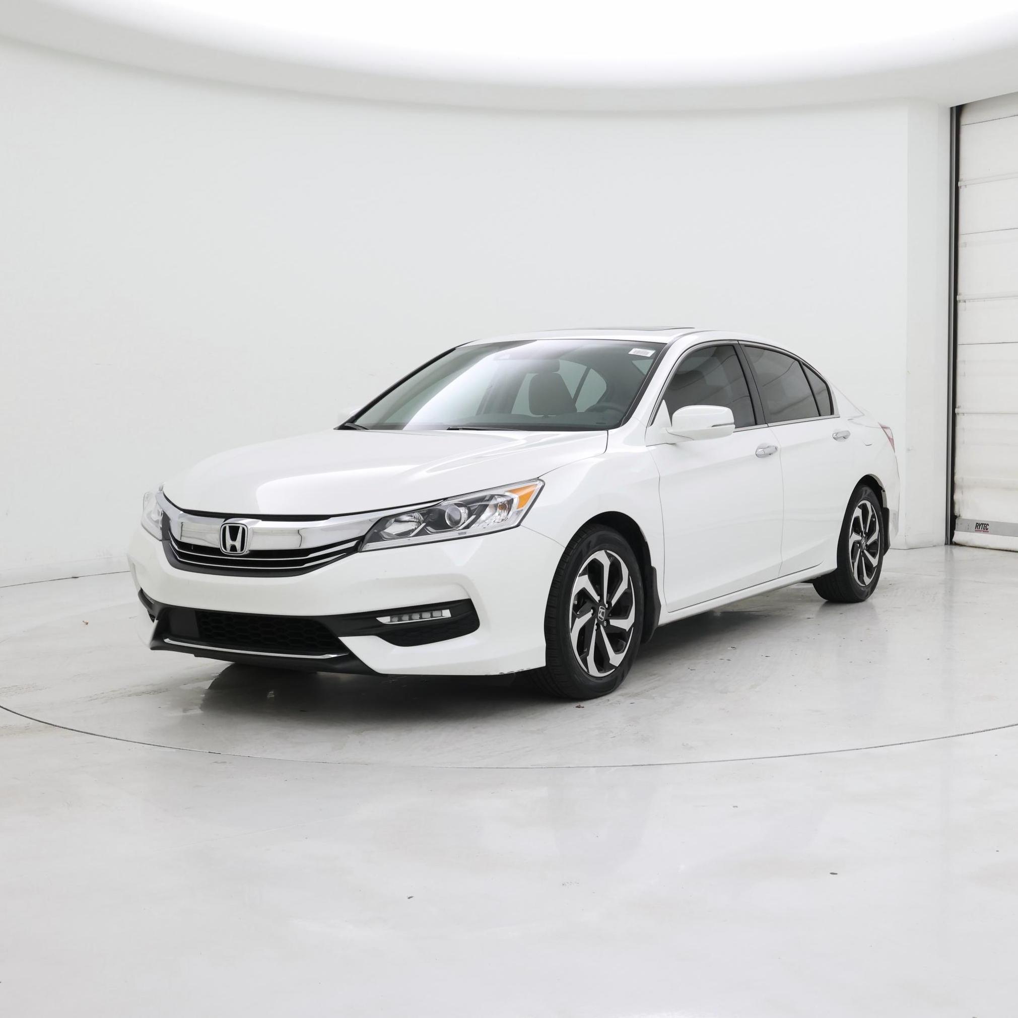 Thumbnail: 2016 Honda Accord - 4