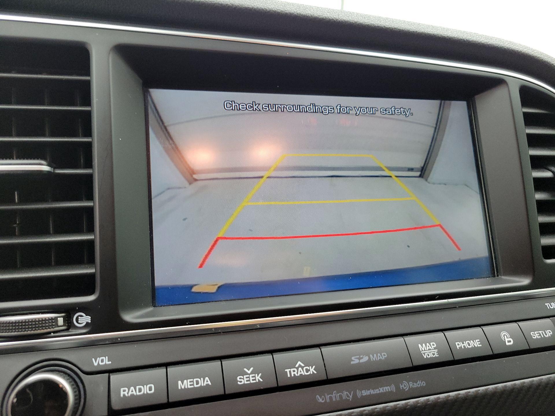 Thumbnail: 2018 Hyundai Elantra - 15