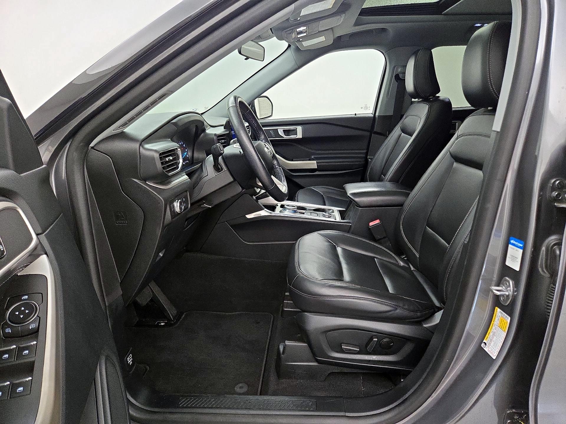 Thumbnail: 2021 Ford Explorer - 11