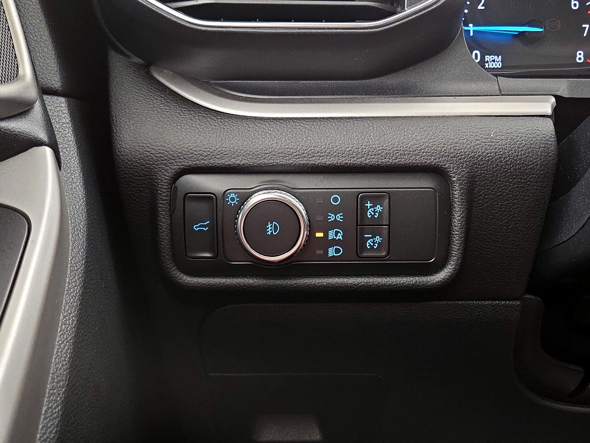 Thumbnail: 2021 Ford Explorer - 13