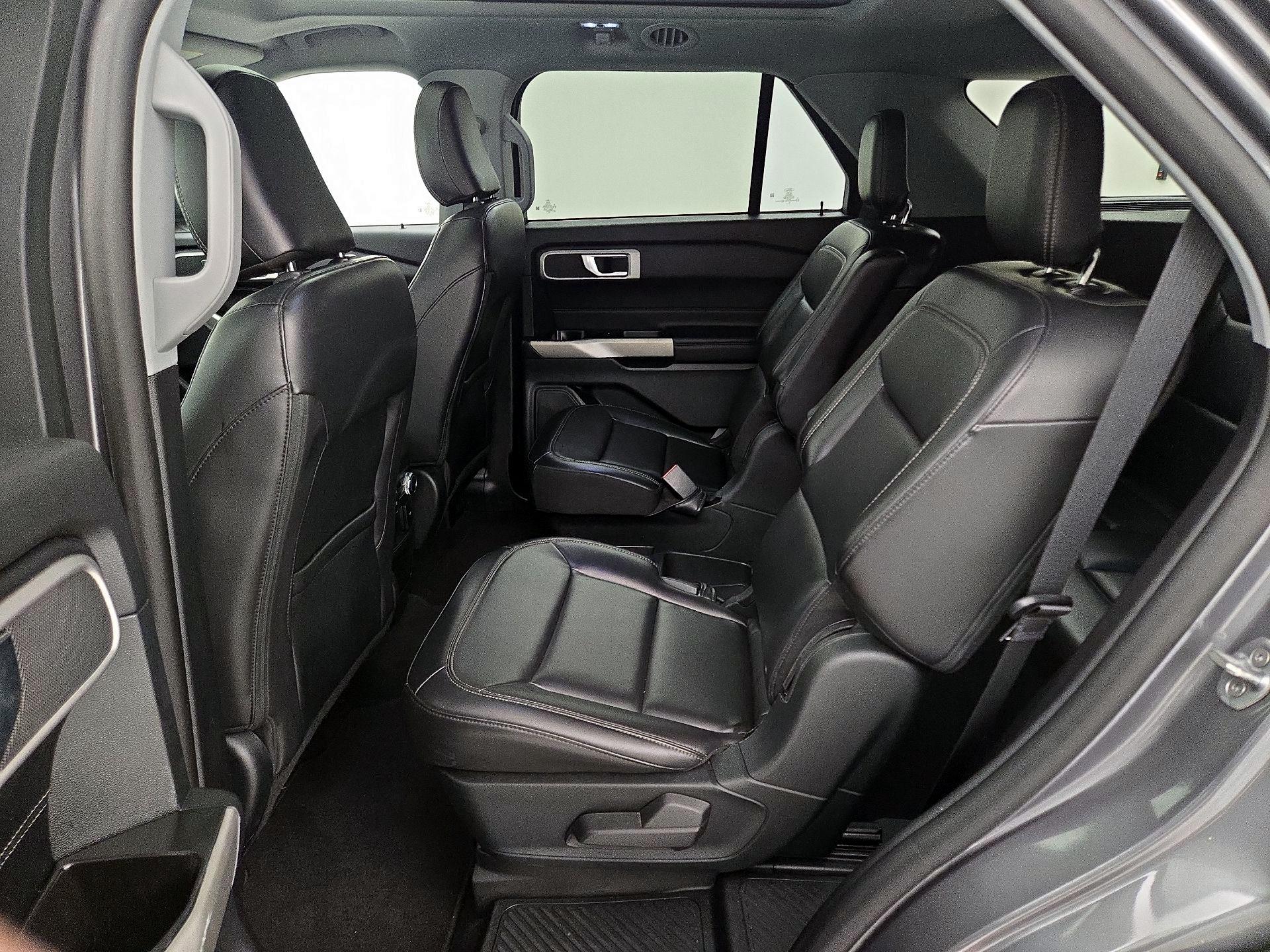 Thumbnail: 2021 Ford Explorer - 20