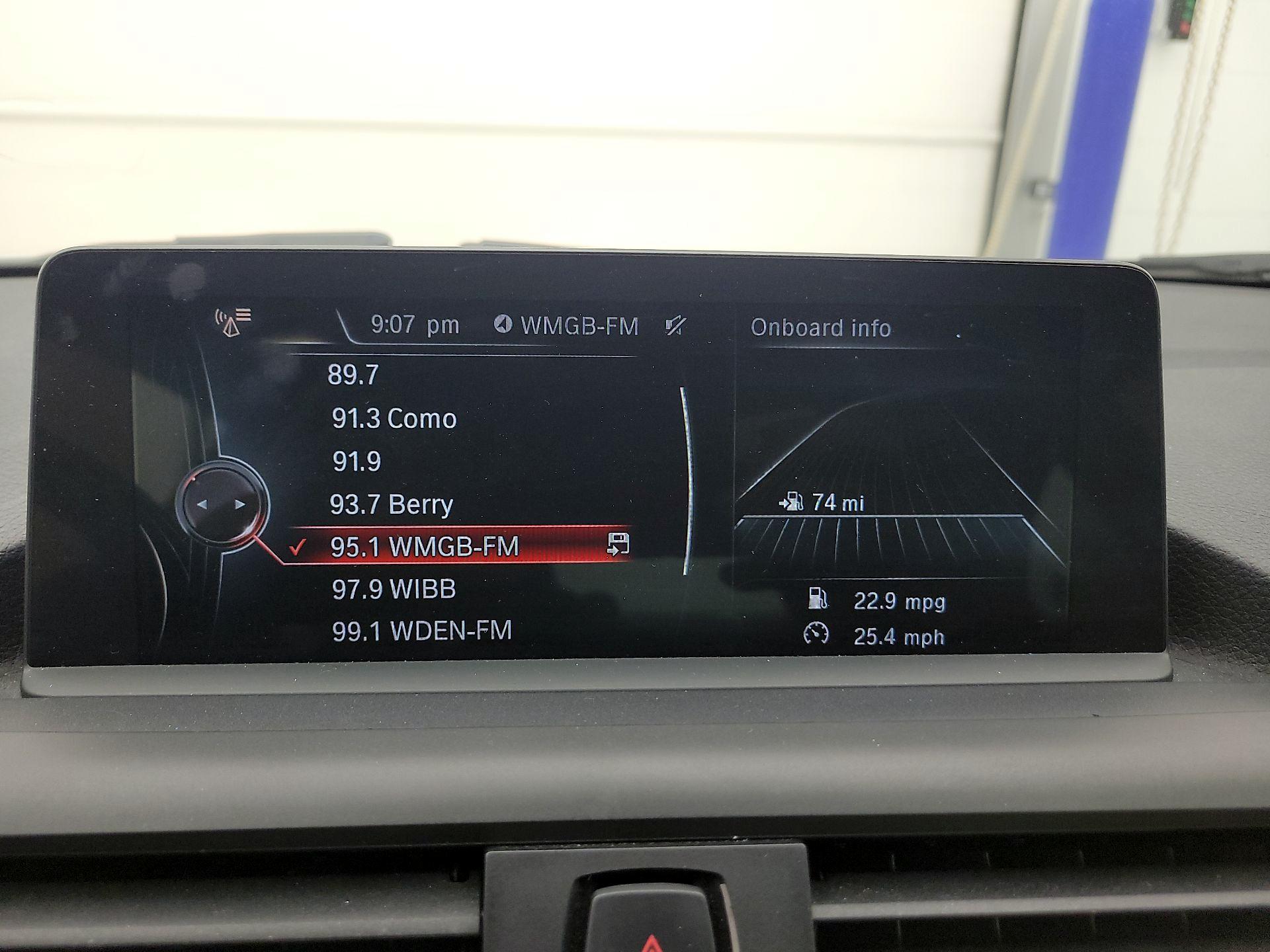 Thumbnail: 2016 BMW 2 Series - 16