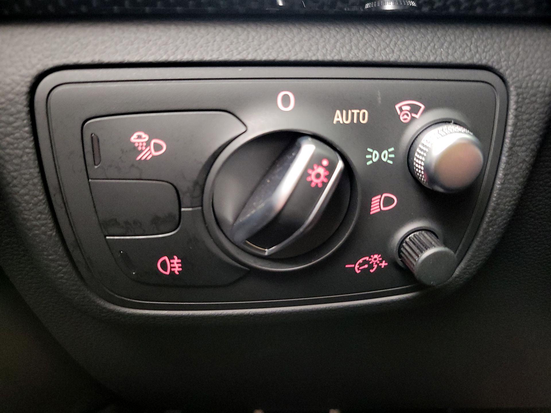 Thumbnail: 2015 Audi S7 - 13