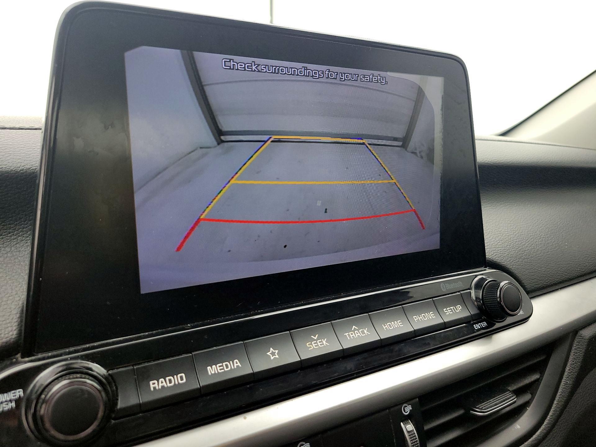 Thumbnail: 2020 Kia Forte - 14