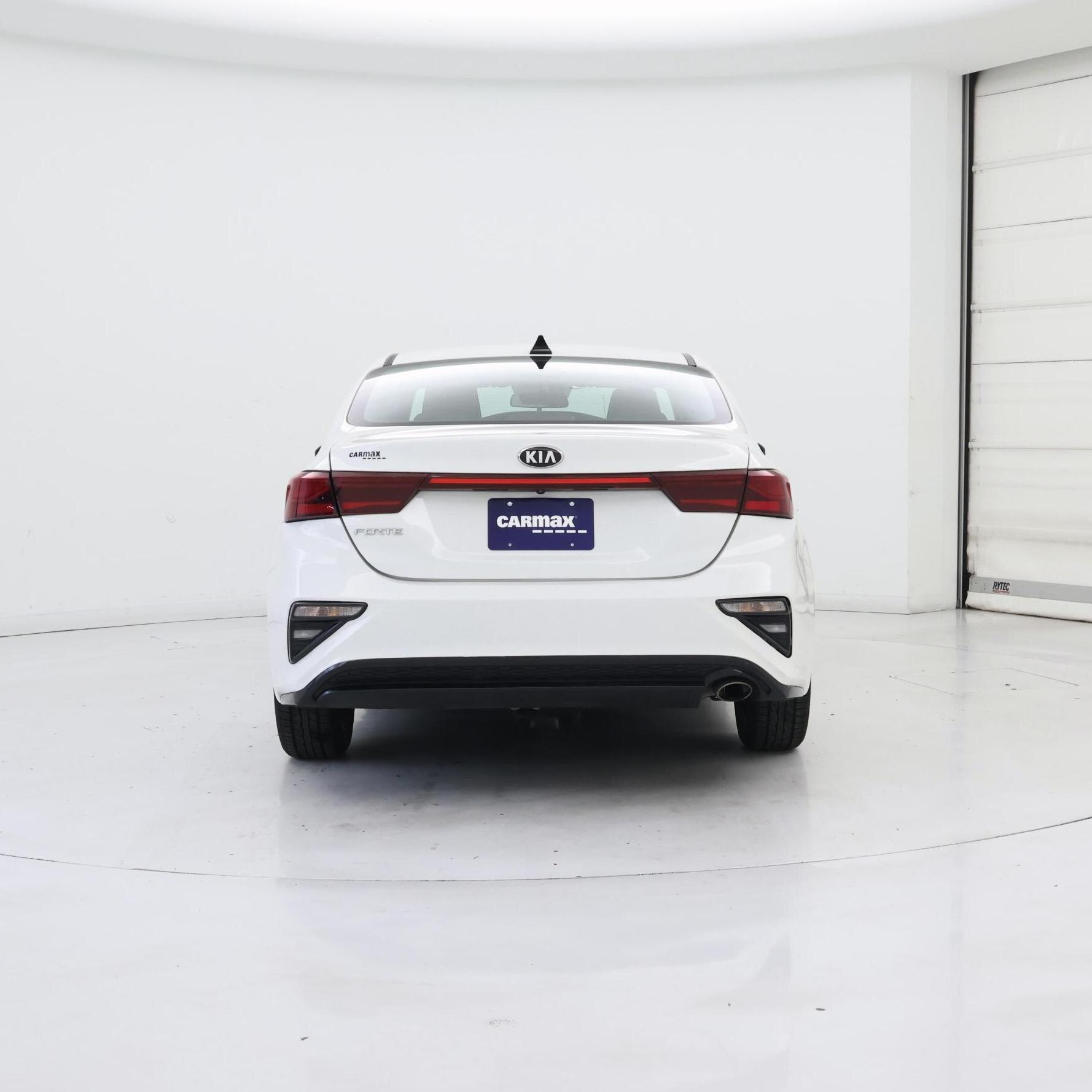 Thumbnail: 2020 Kia Forte - 6