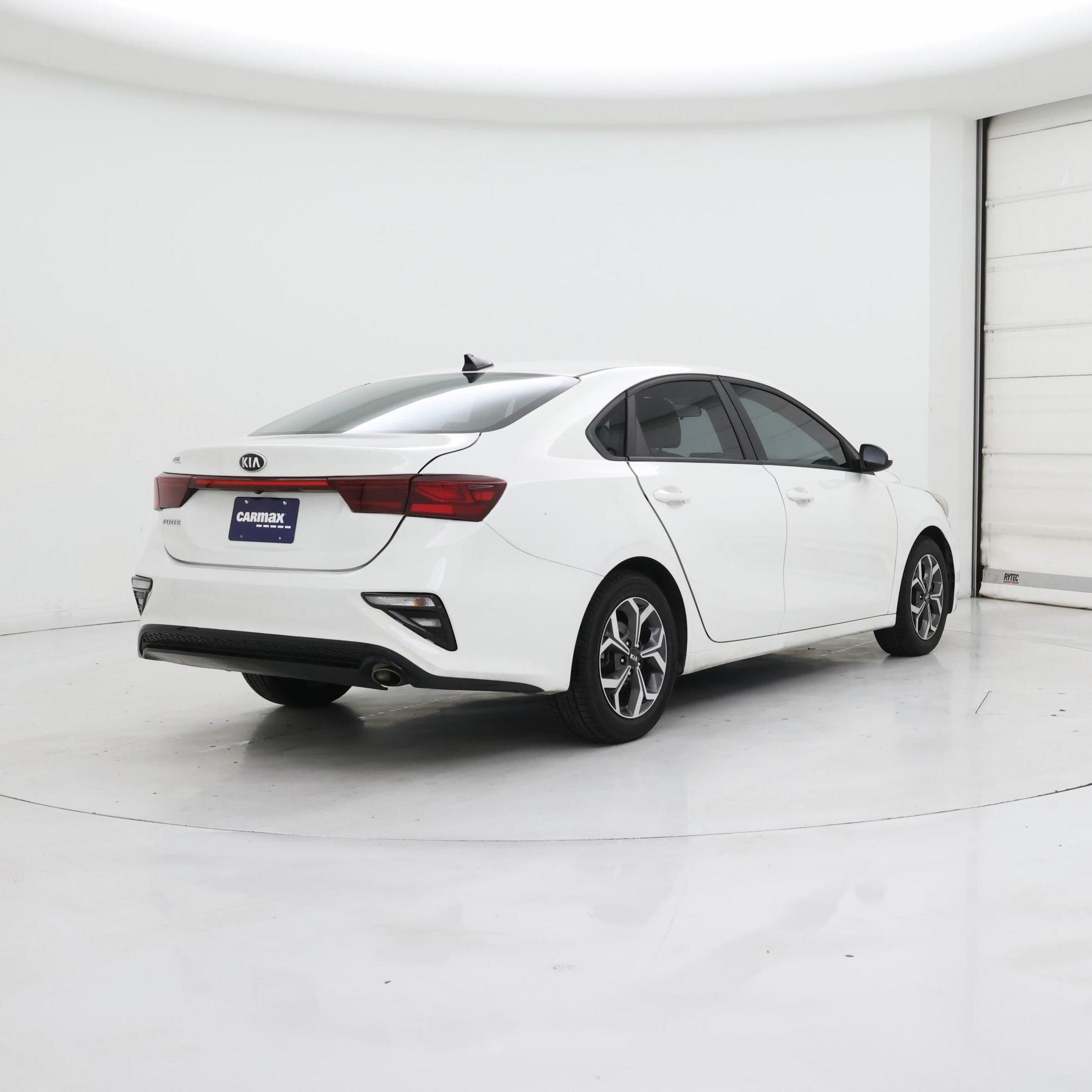 Thumbnail: 2020 Kia Forte - 8