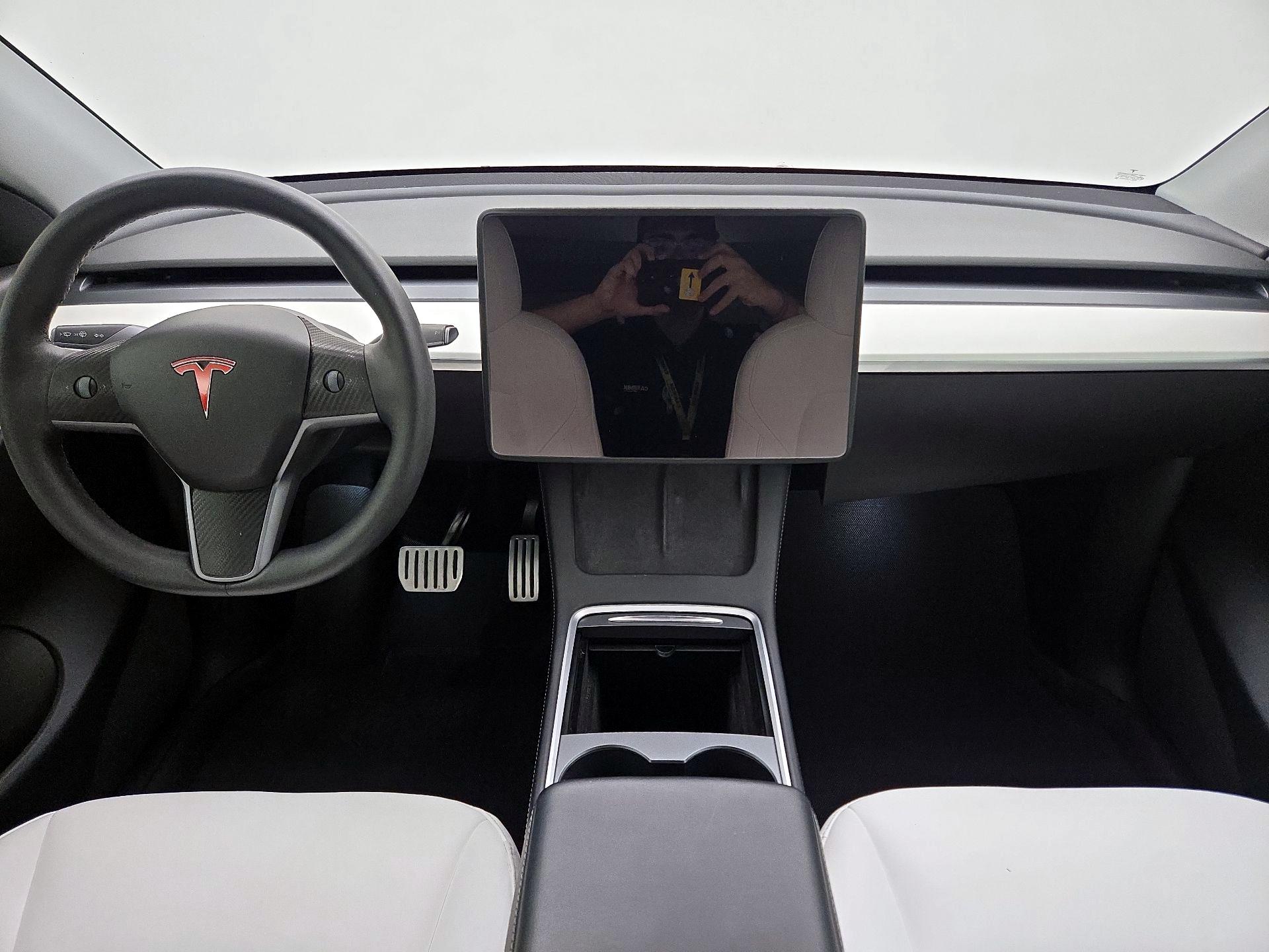 Thumbnail: 2022 Tesla Model Y - 9