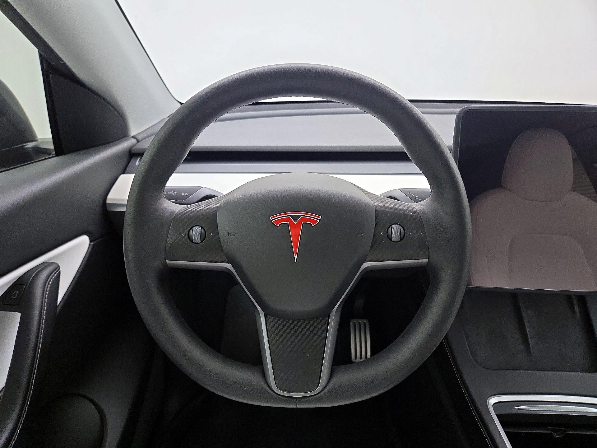 Thumbnail: 2022 Tesla Model Y - 10