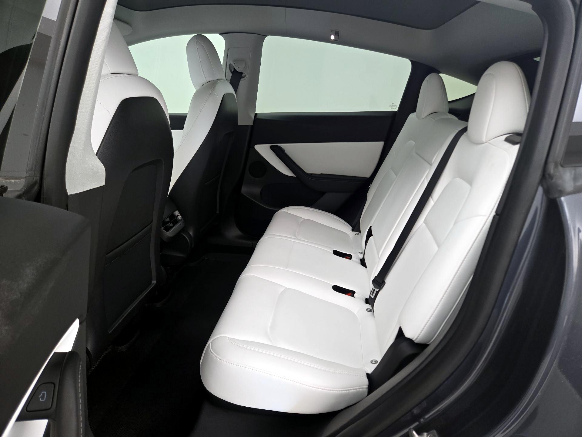 Thumbnail: 2022 Tesla Model Y - 20