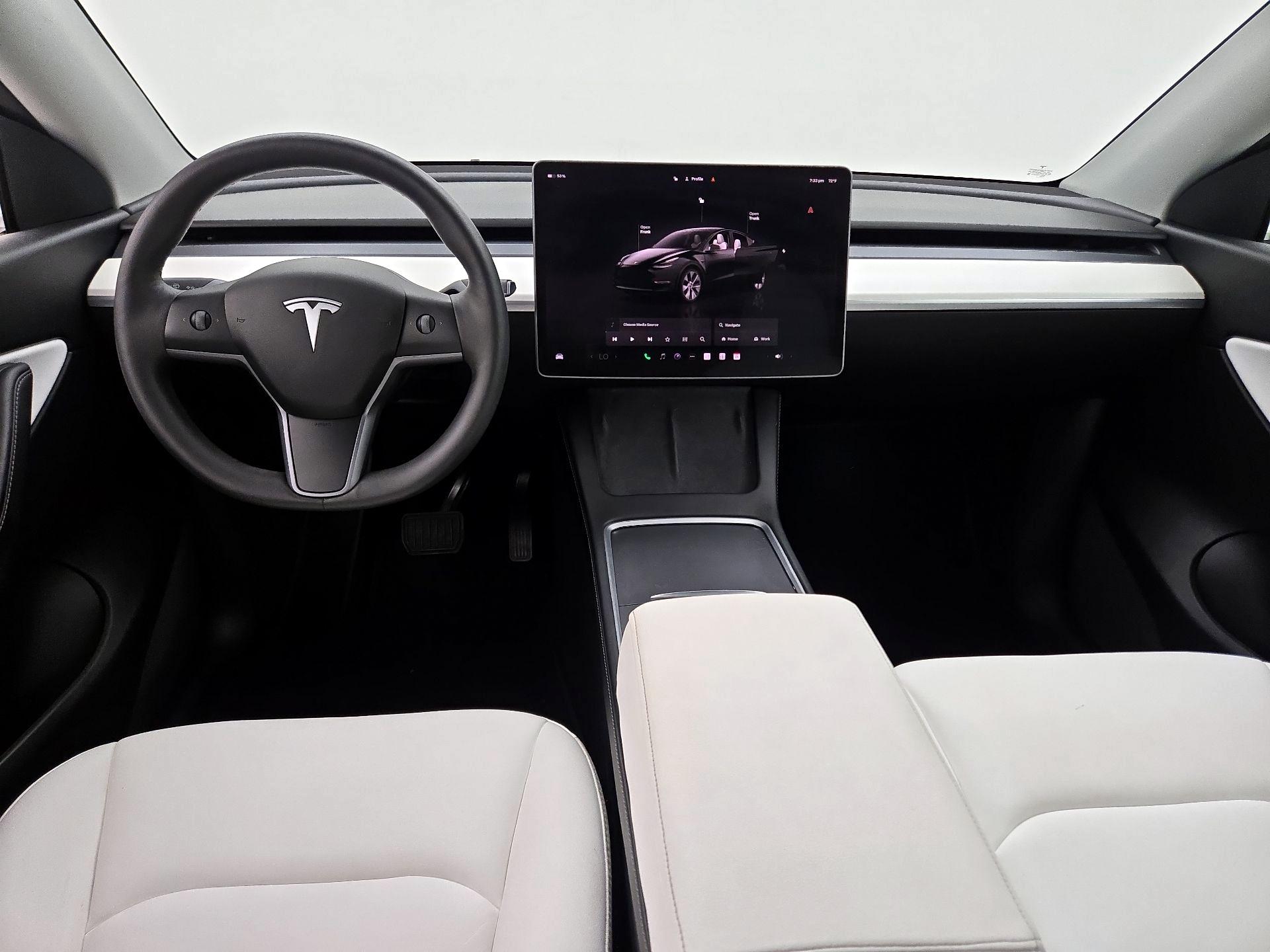 Thumbnail: 2022 Tesla Model Y - 9