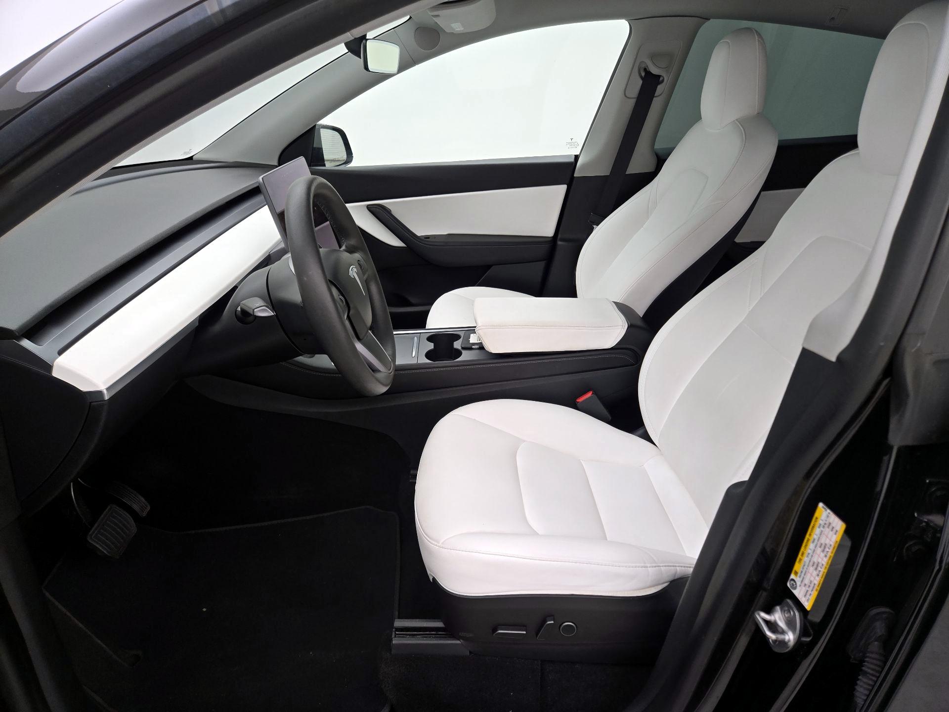 Thumbnail: 2022 Tesla Model Y - 11