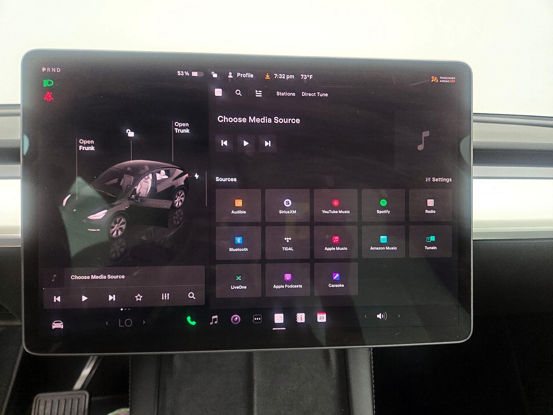 Thumbnail: 2022 Tesla Model Y - 15