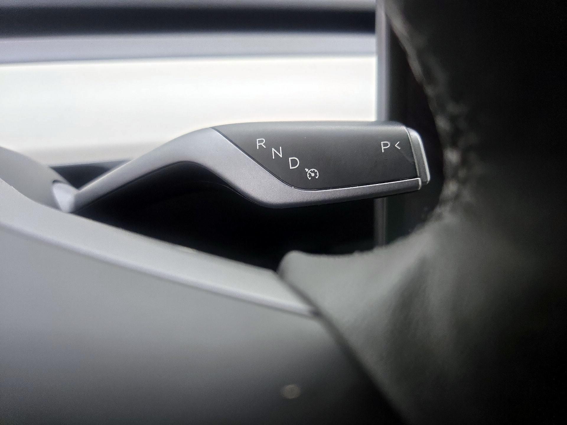 Thumbnail: 2022 Tesla Model Y - 17