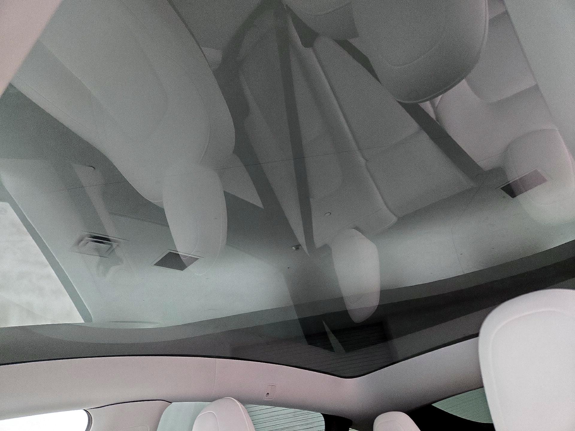 Thumbnail: 2022 Tesla Model Y - 19