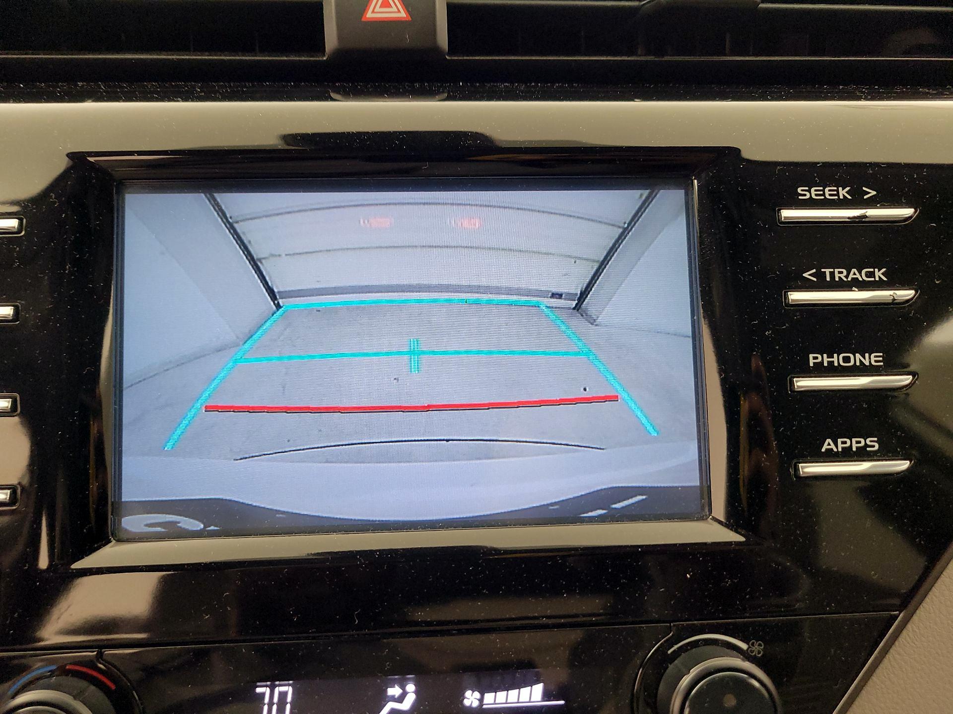 Thumbnail: 2019 Toyota Camry - 14