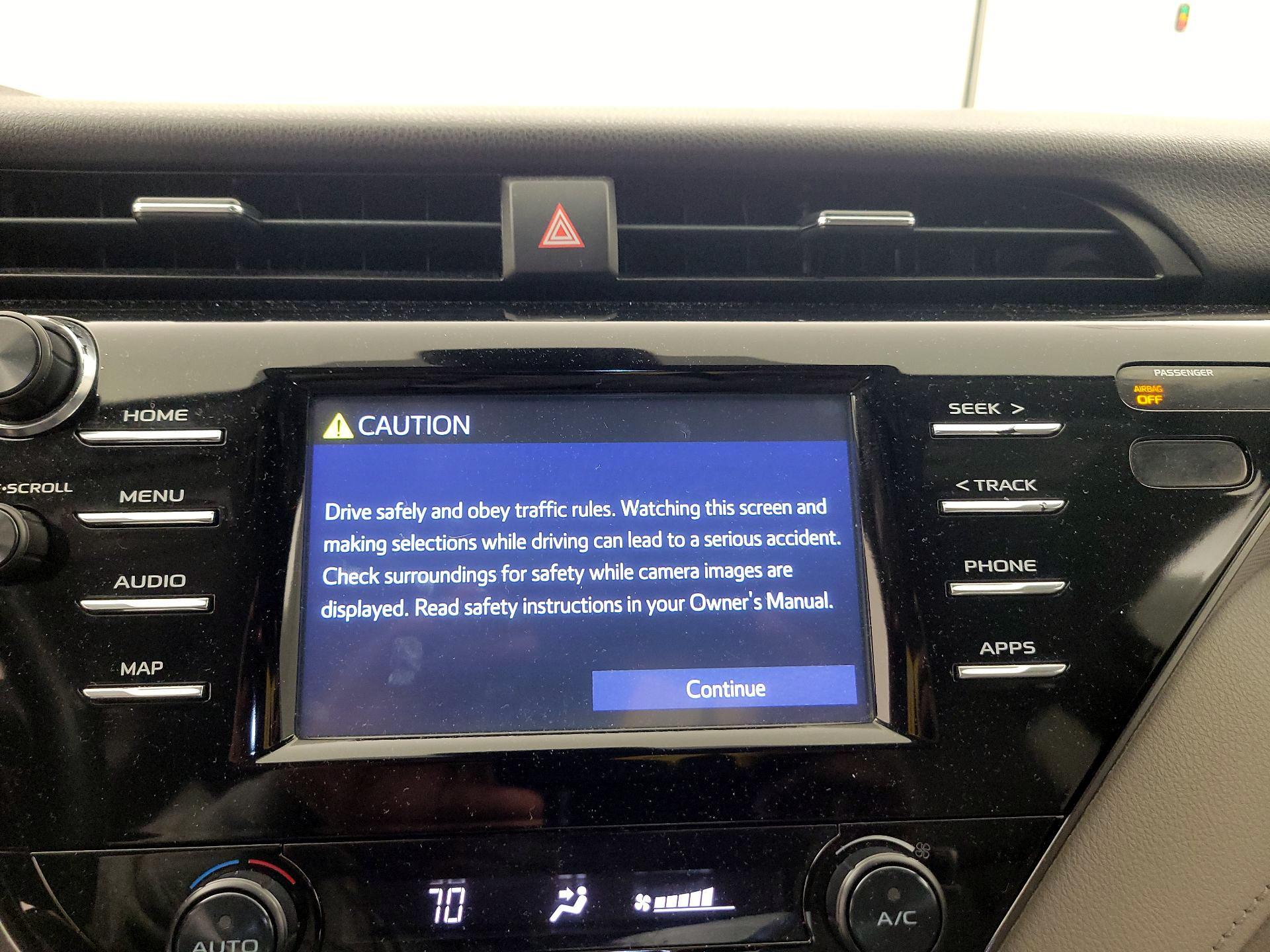 Thumbnail: 2019 Toyota Camry - 15