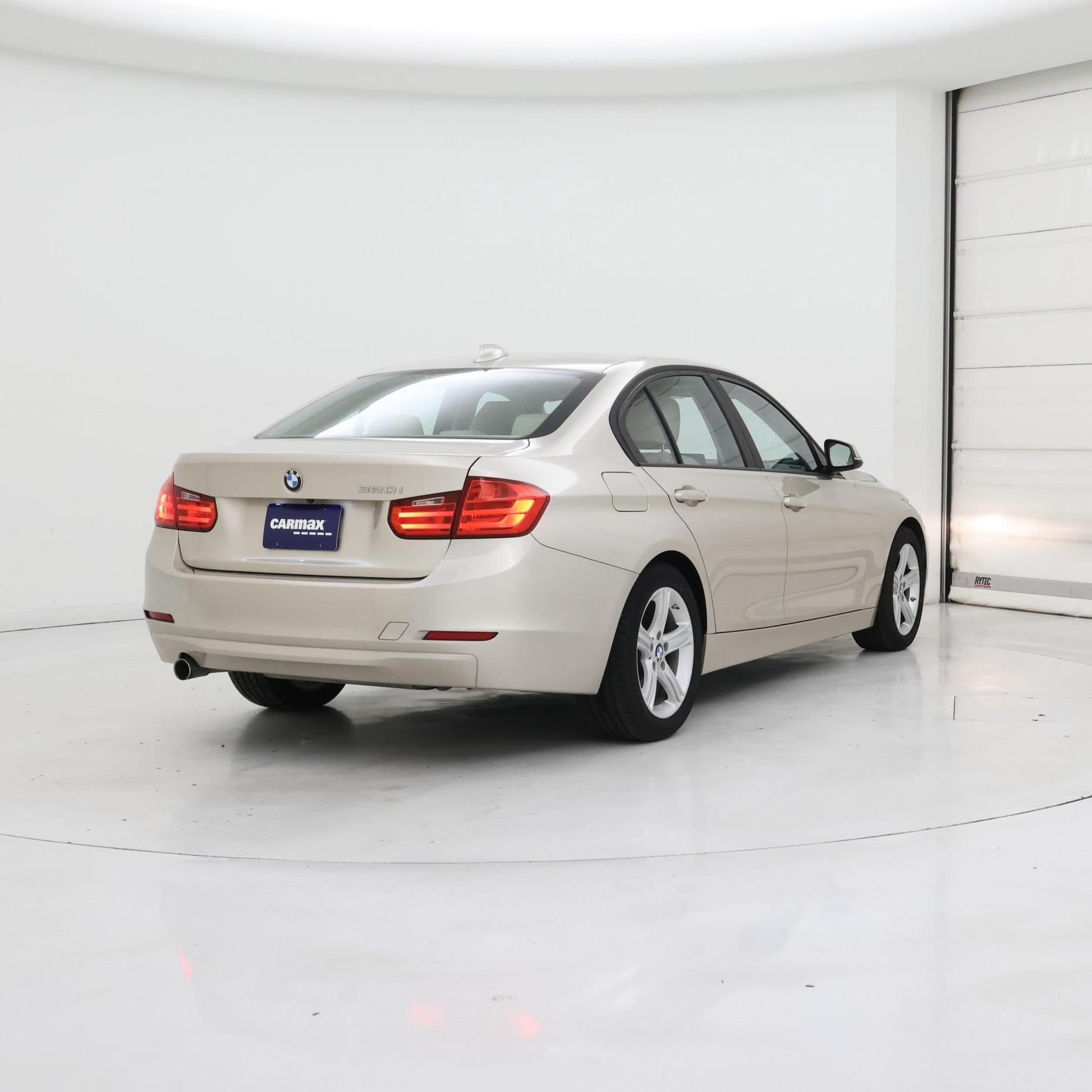 Thumbnail: 2015 BMW 3 Series - 8