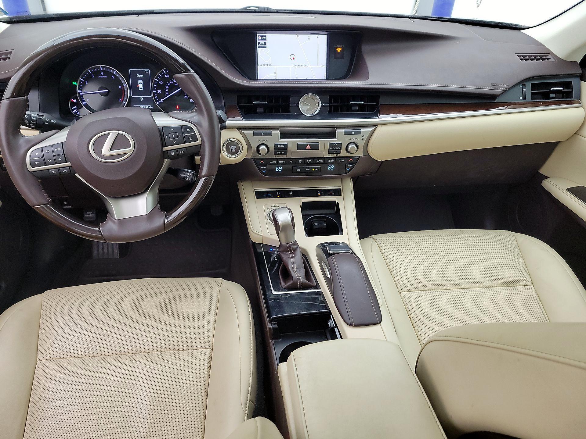 Thumbnail: 2014 Lexus ES - 9