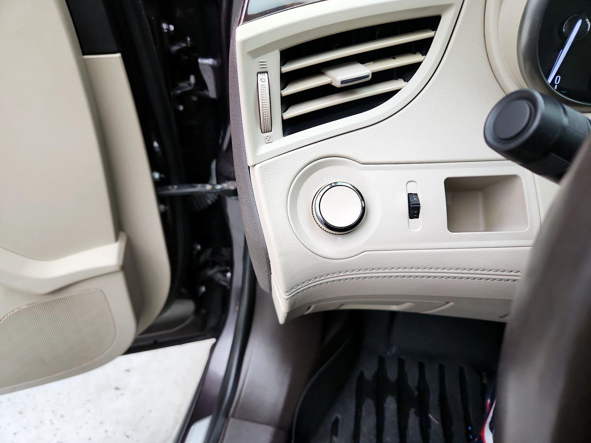 Thumbnail: 2015 Buick LaCrosse - 13