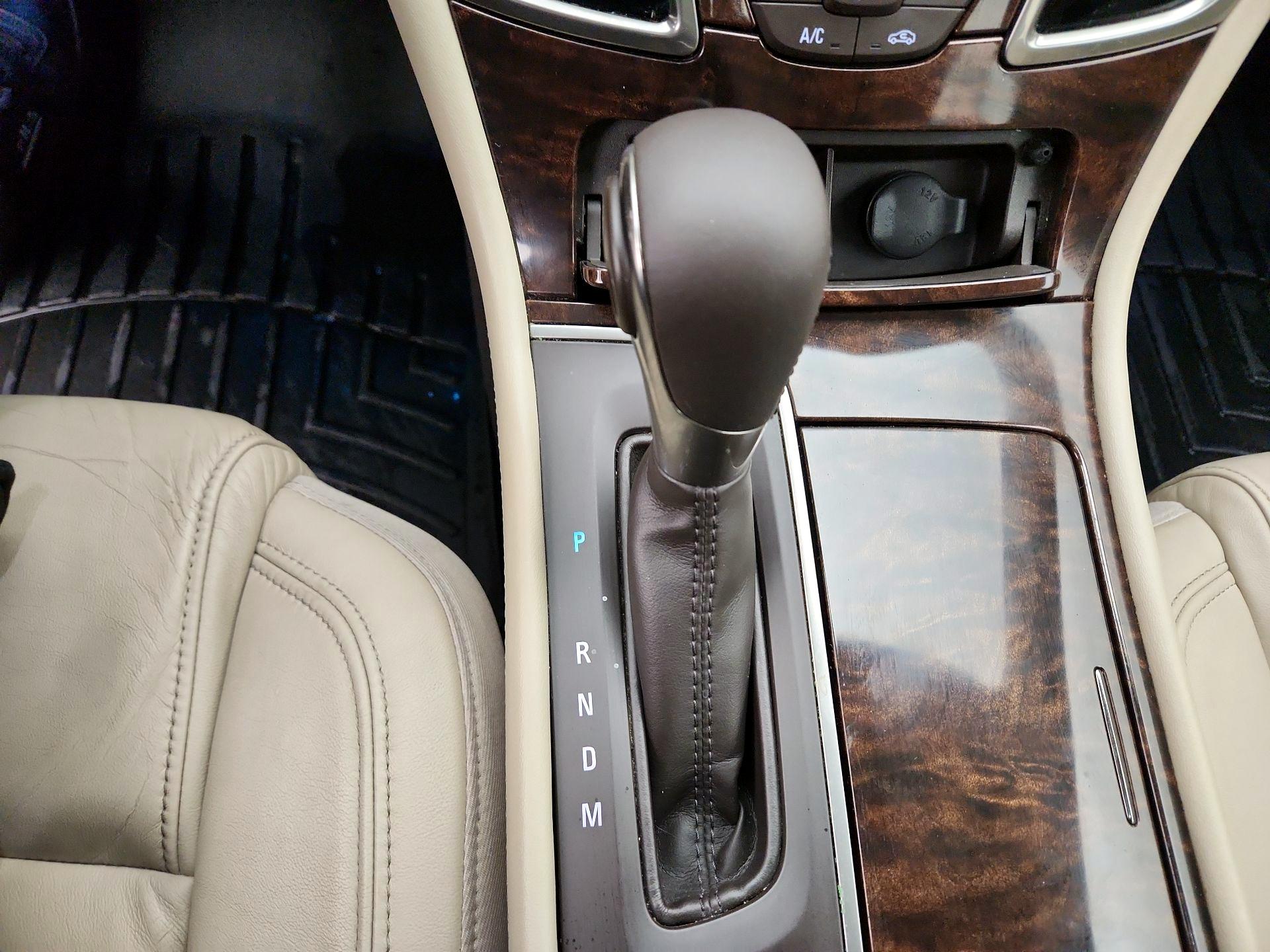 Thumbnail: 2015 Buick LaCrosse - 17