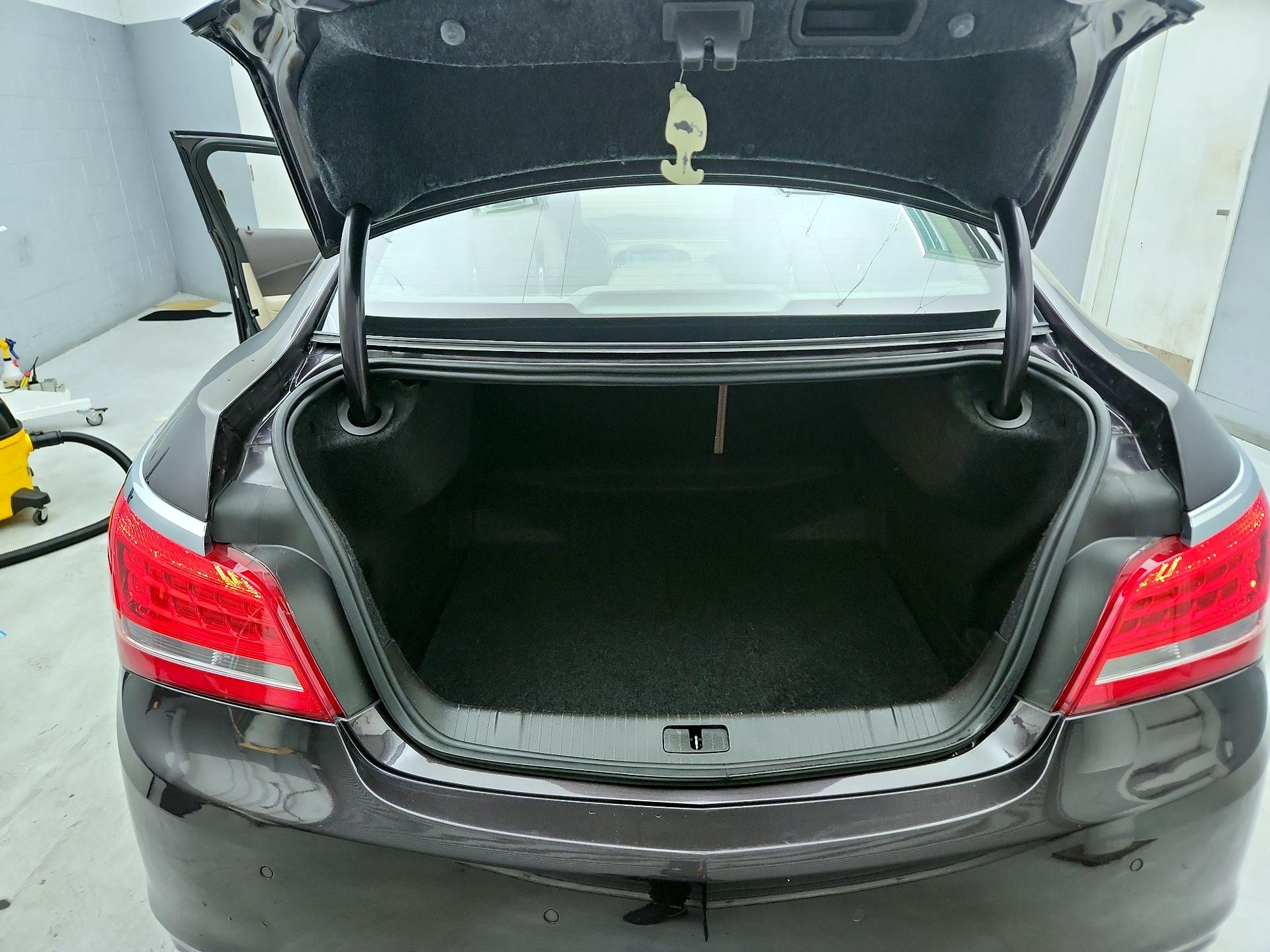 Thumbnail: 2015 Buick LaCrosse - 20