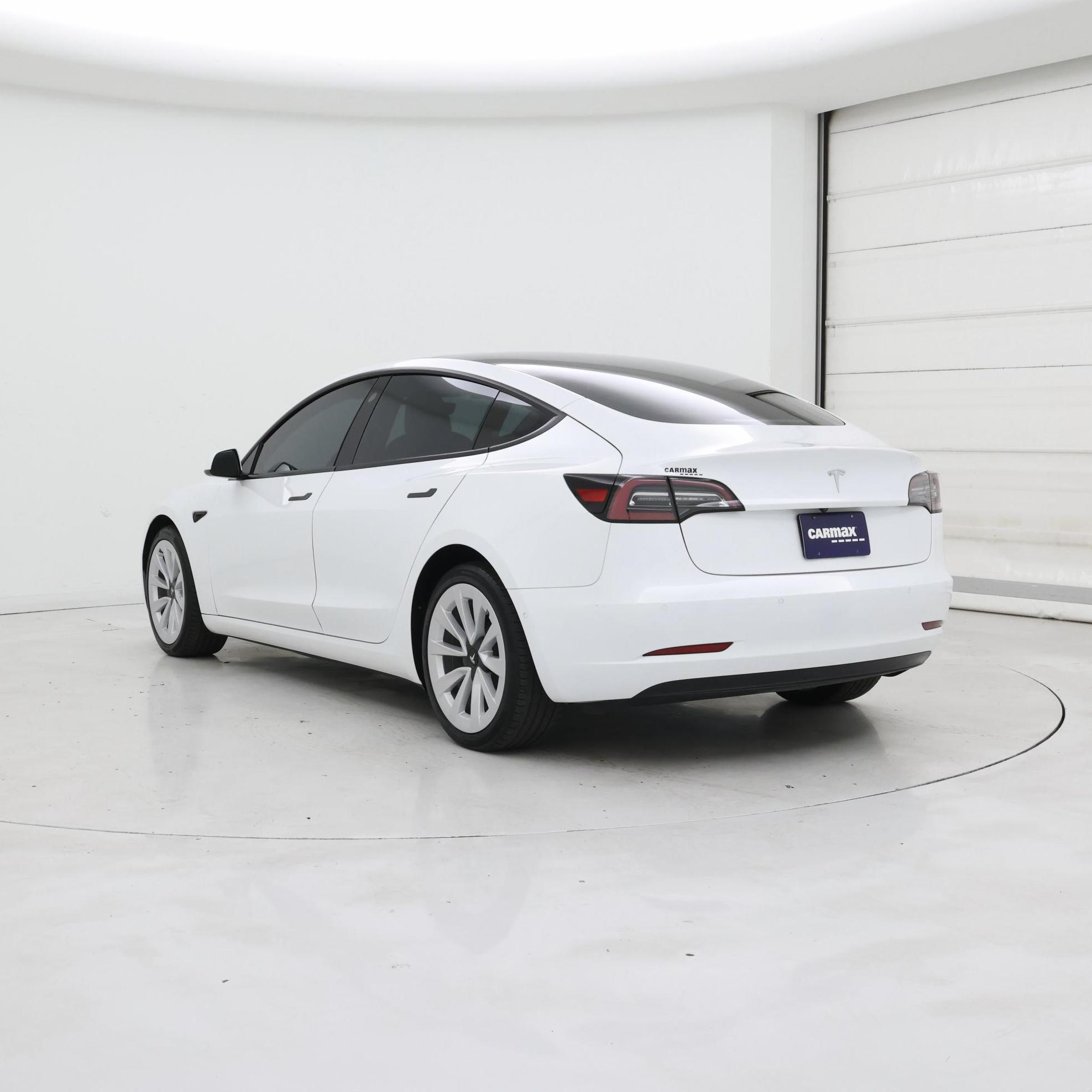 Thumbnail: 2022 Tesla Model 3 - 2